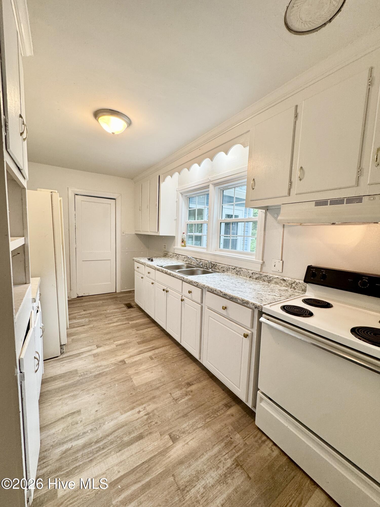 2 Fewell Avenue Property Photo 6