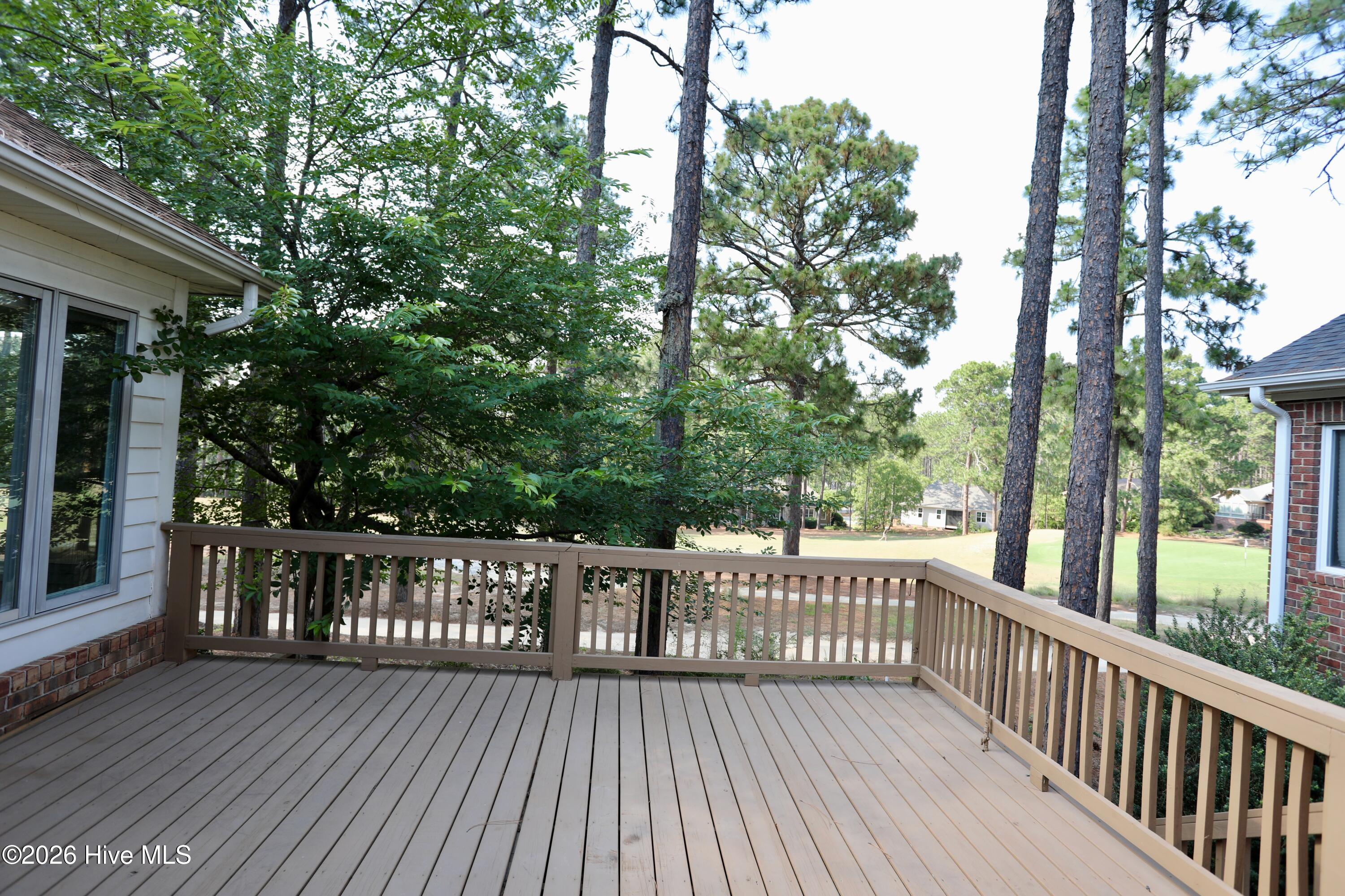 160 Hunter Trail Property Photo 9