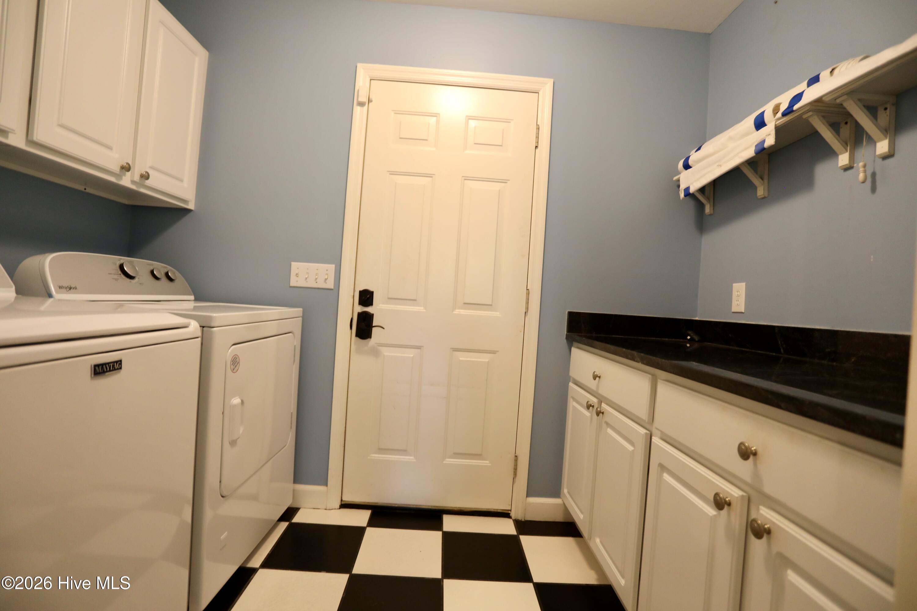 160 Hunter Trail Property Photo 32