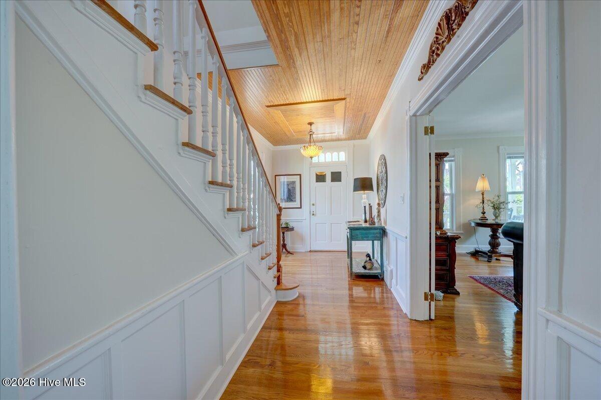 405 Hancock Street Property Photo 23