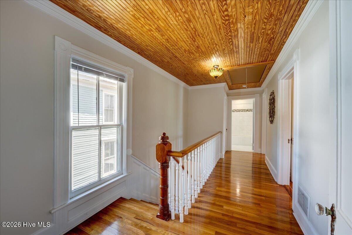 405 Hancock Street Property Photo 24