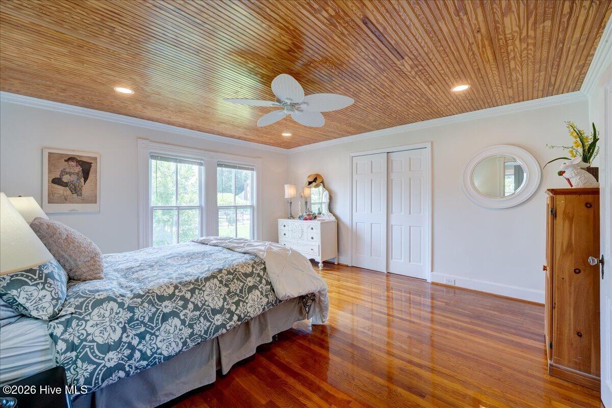 405 Hancock Street Property Photo 29