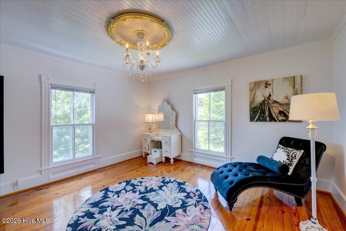 405 Hancock Street Property Photo 33