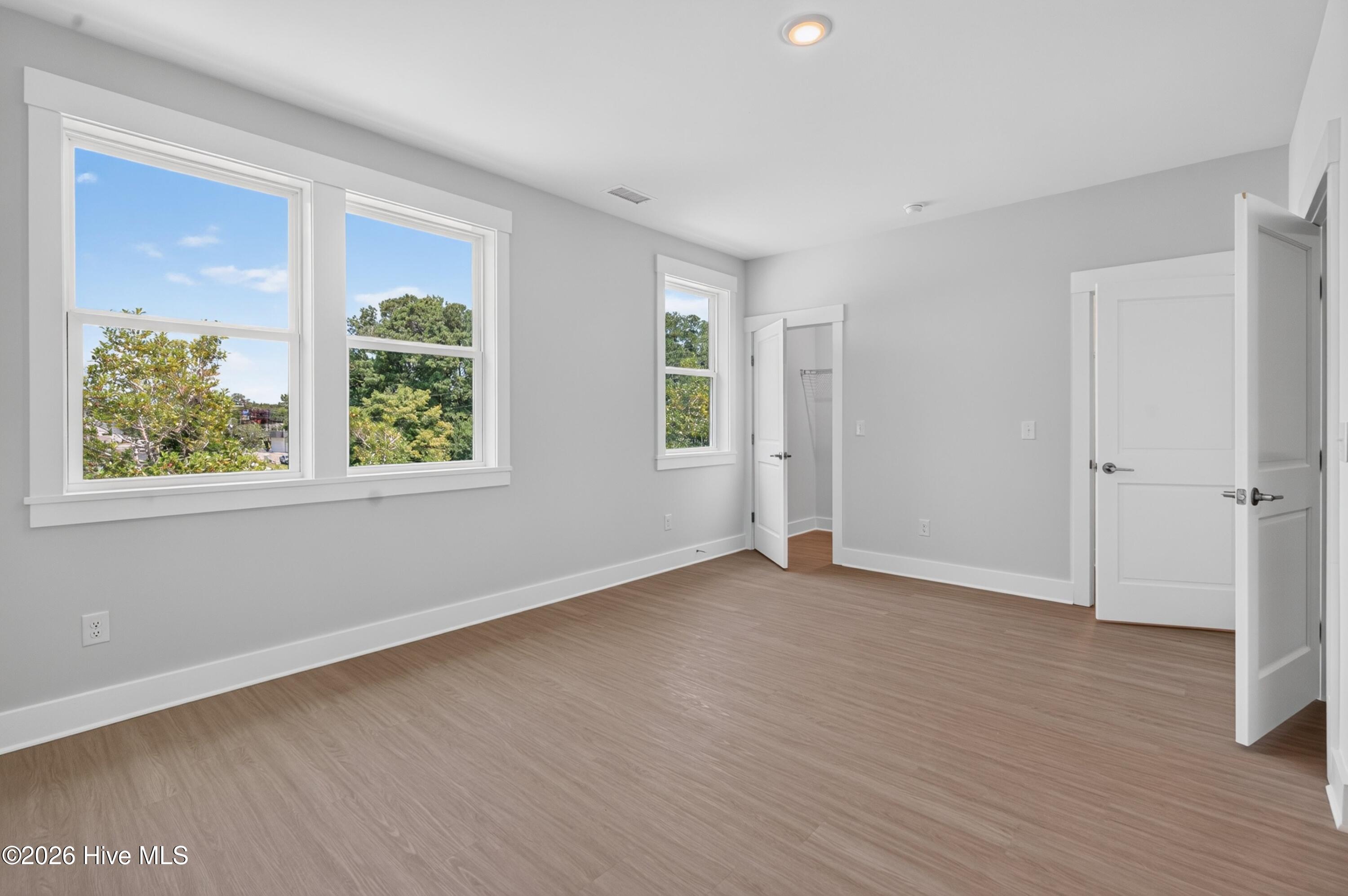 326 Forest Park Road B Property Photo 10