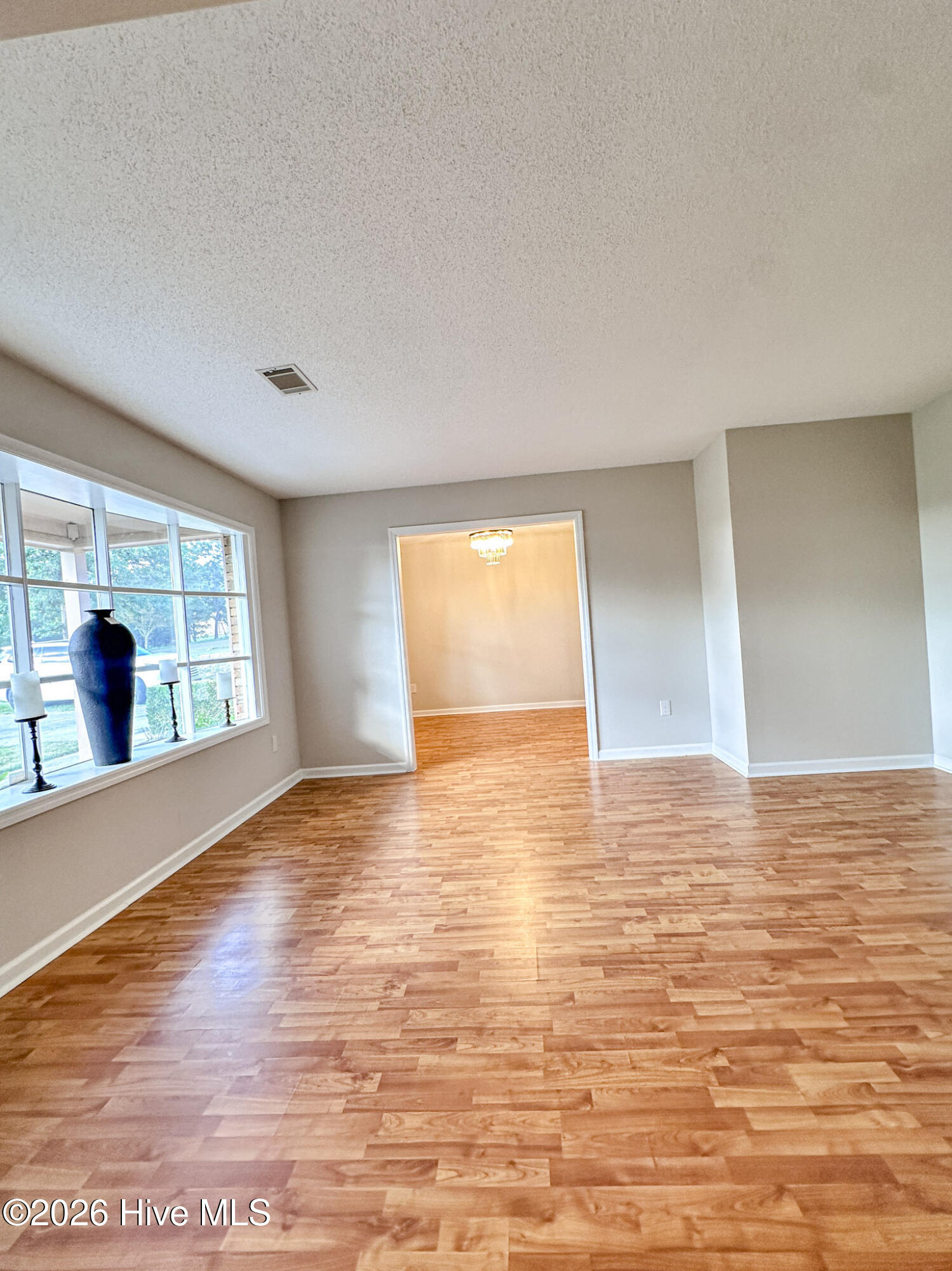 4028 Marshall Street Property Photo 6