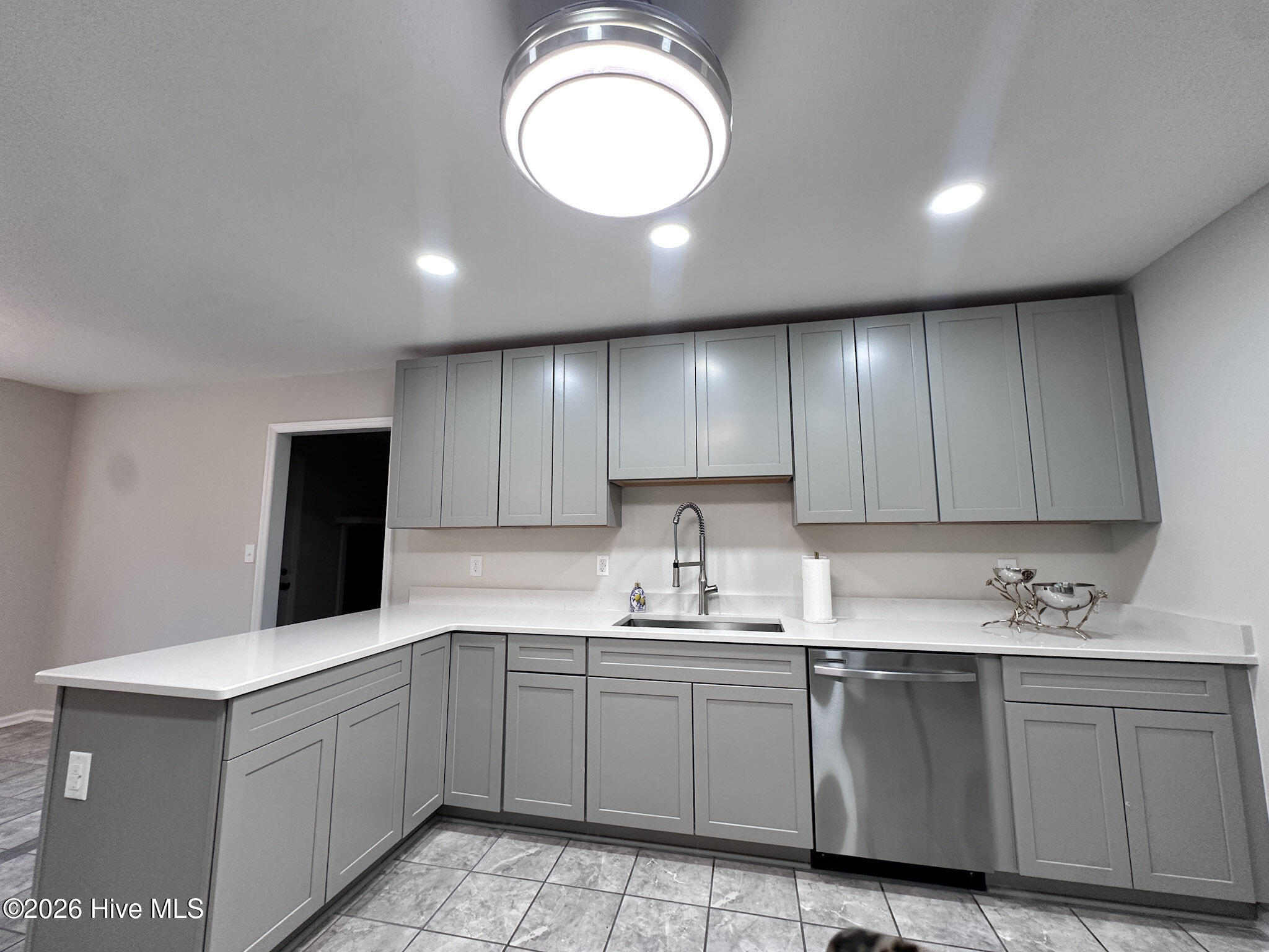 4028 Marshall Street Property Photo 16