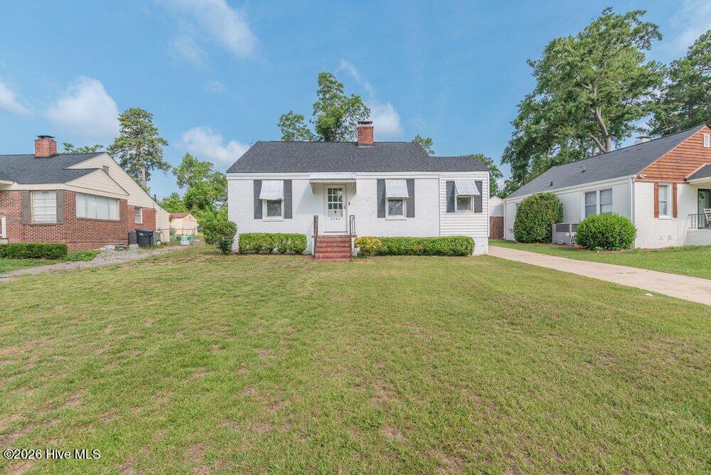 1711 Oak Drive Property Photo 1