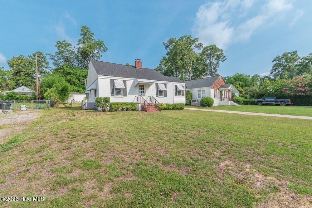 1711 Oak Drive Property Photo 2