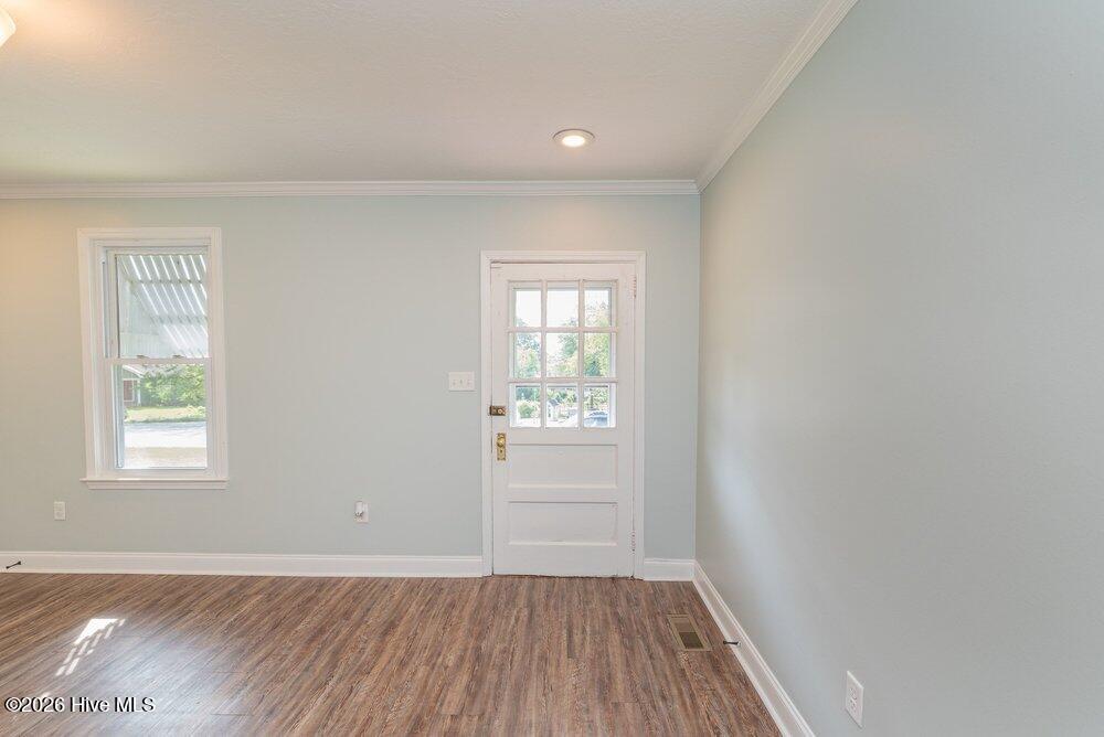 1711 Oak Drive Property Photo 5