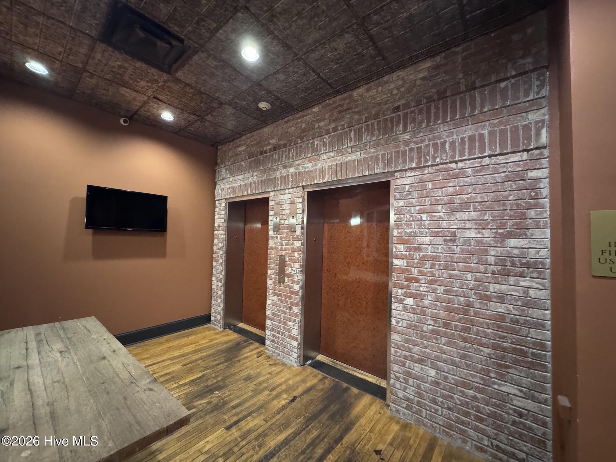936 Broad Street 412 Property Photo 20
