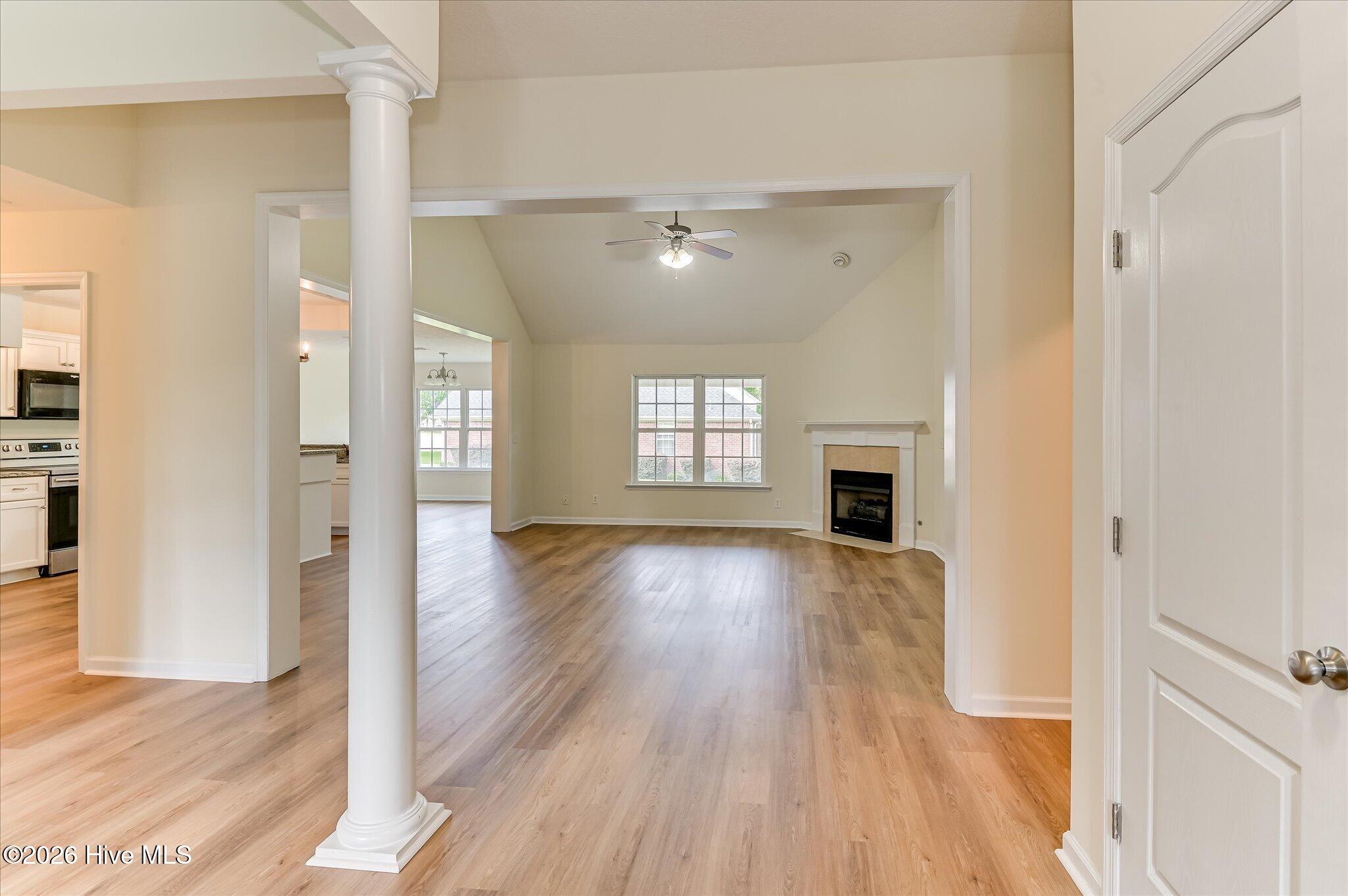 3227 Riverstone Drive Property Photo 6