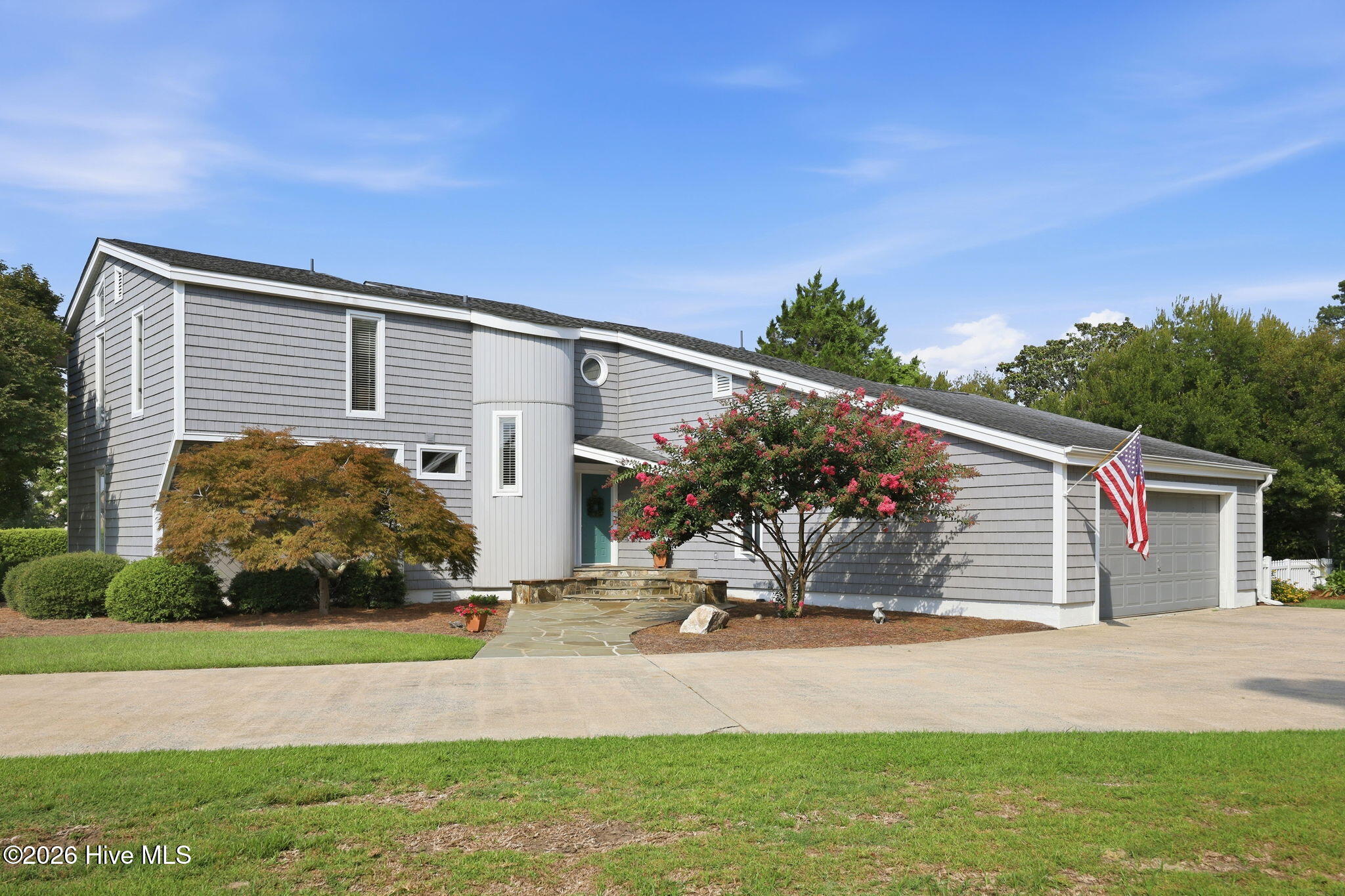 205 Austin Point Drive Property Photo 1