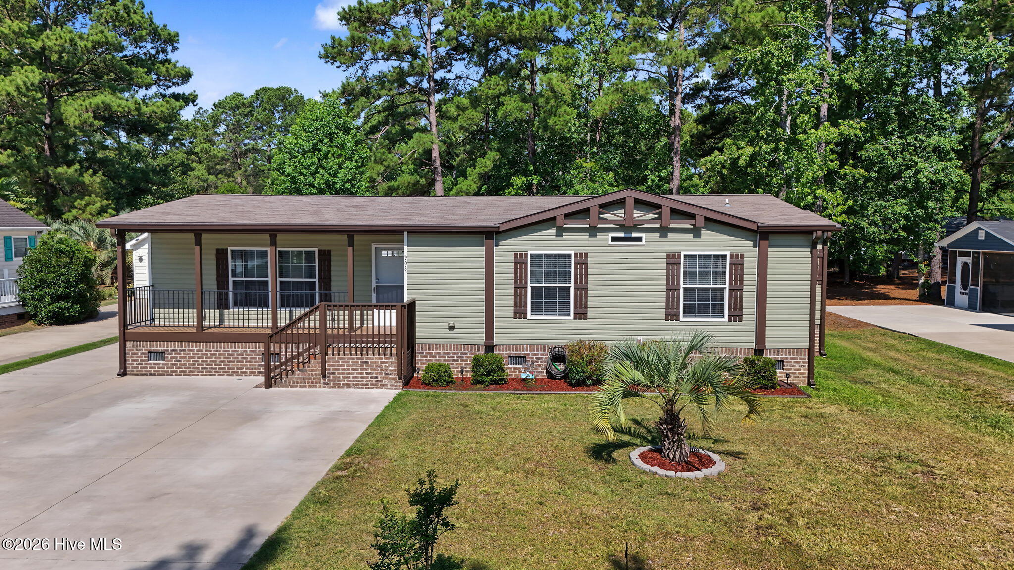 908 Palmer Drive Property Photo 1