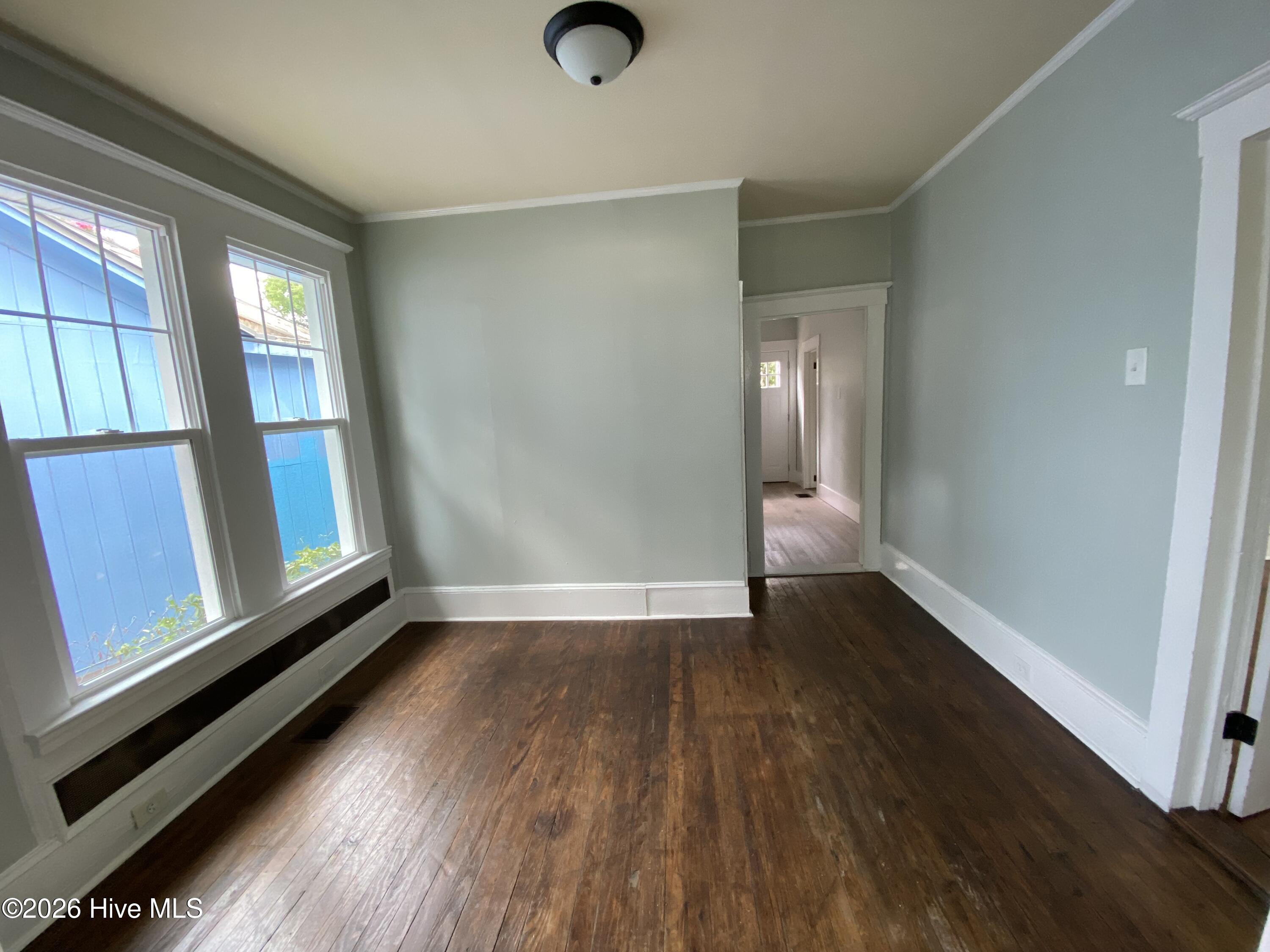 709 Mcrae Street Property Photo 3