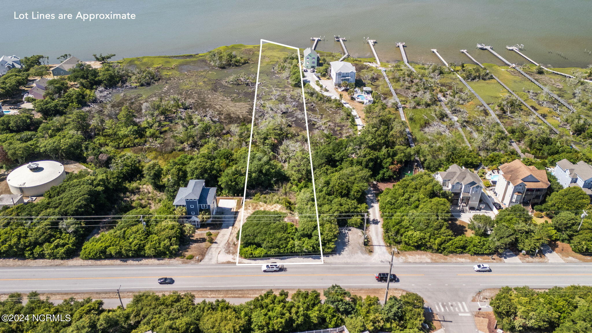 4306 Emerald Drive Property Photo 4