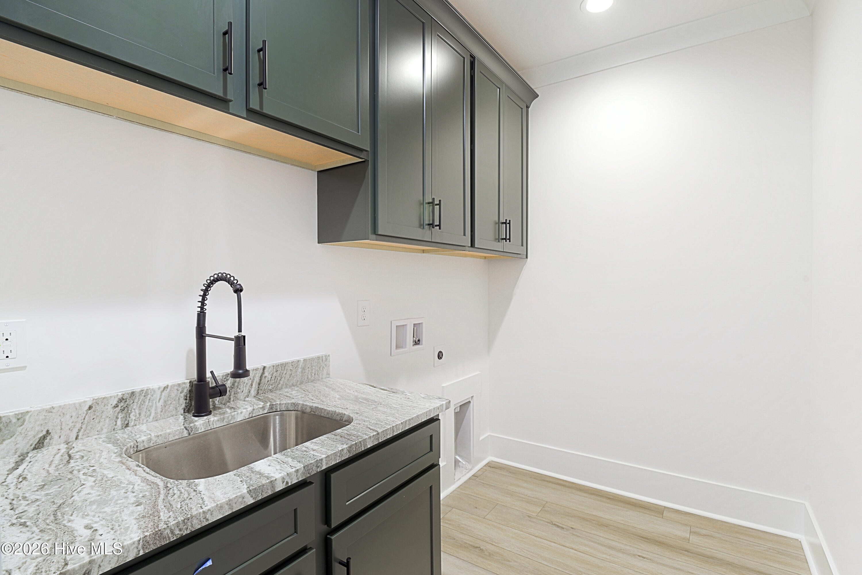 602 Lathrop Court Nw Property Photo 19