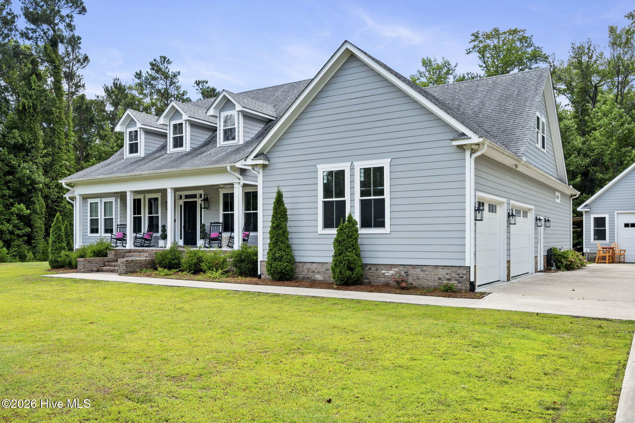 2703 E Fairway Road Property Photo 14