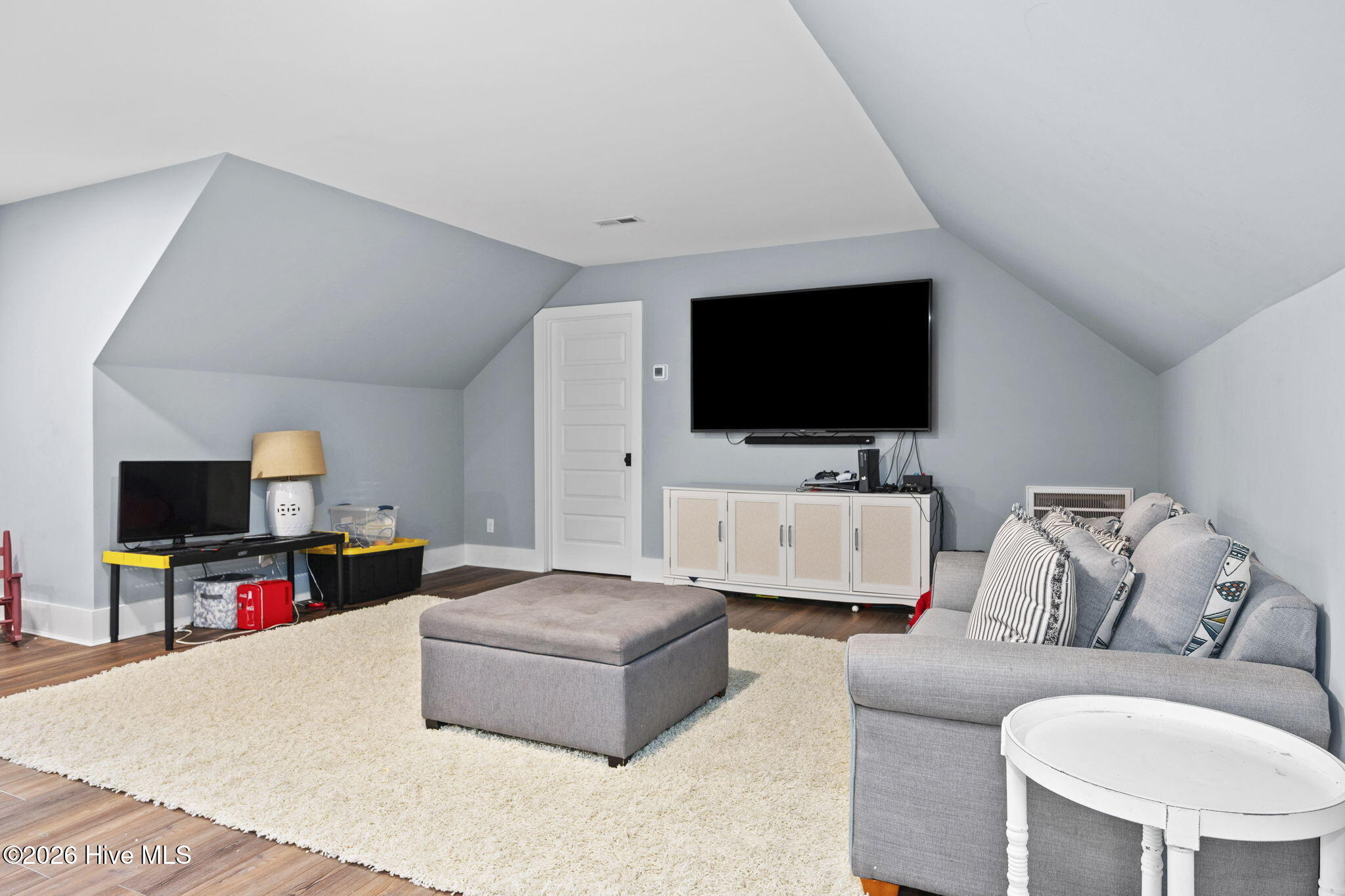2703 E Fairway Road Property Photo 69