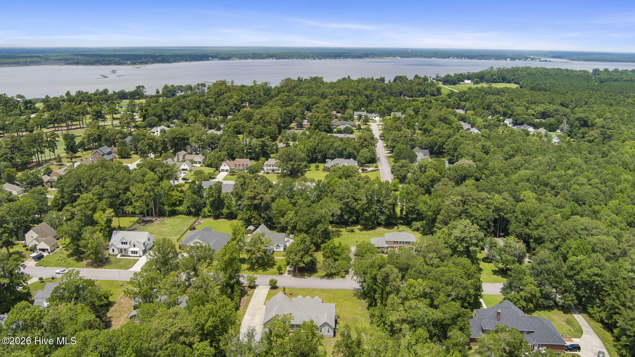 2703 E Fairway Road Property Photo 81