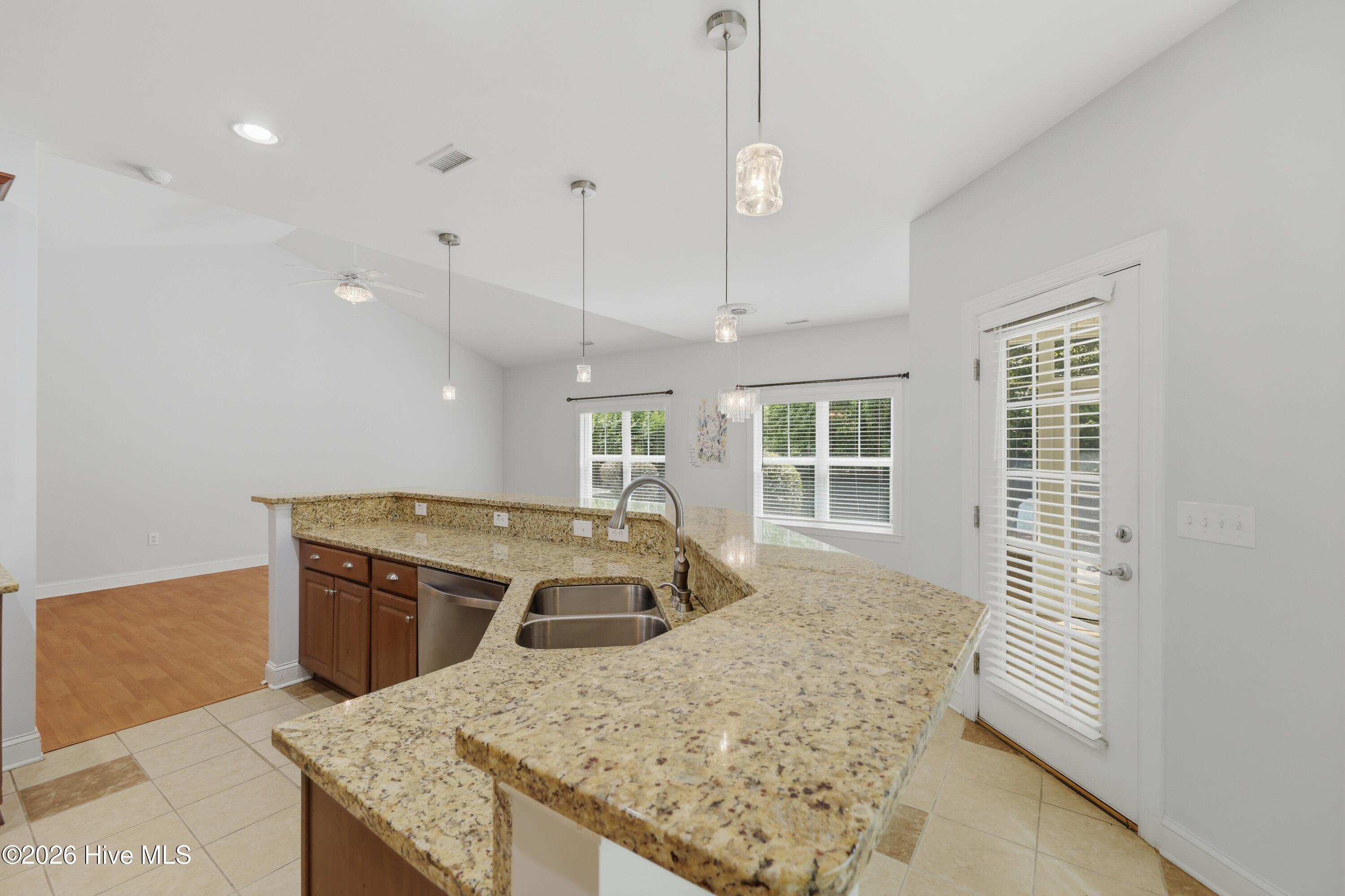 8775 Lanvale Oaks Drive Ne Property Photo 20
