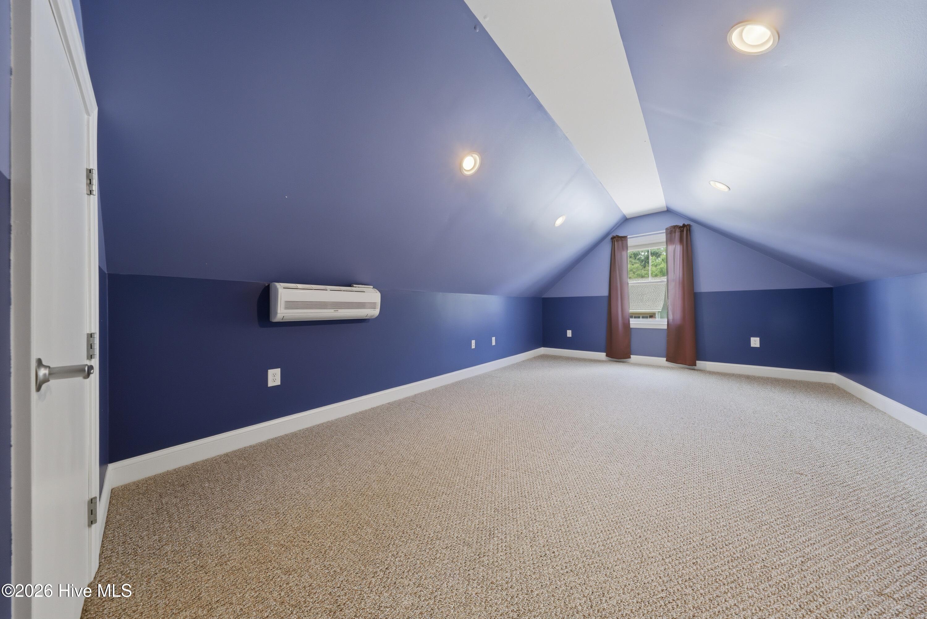 8775 Lanvale Oaks Drive Ne Property Photo 37