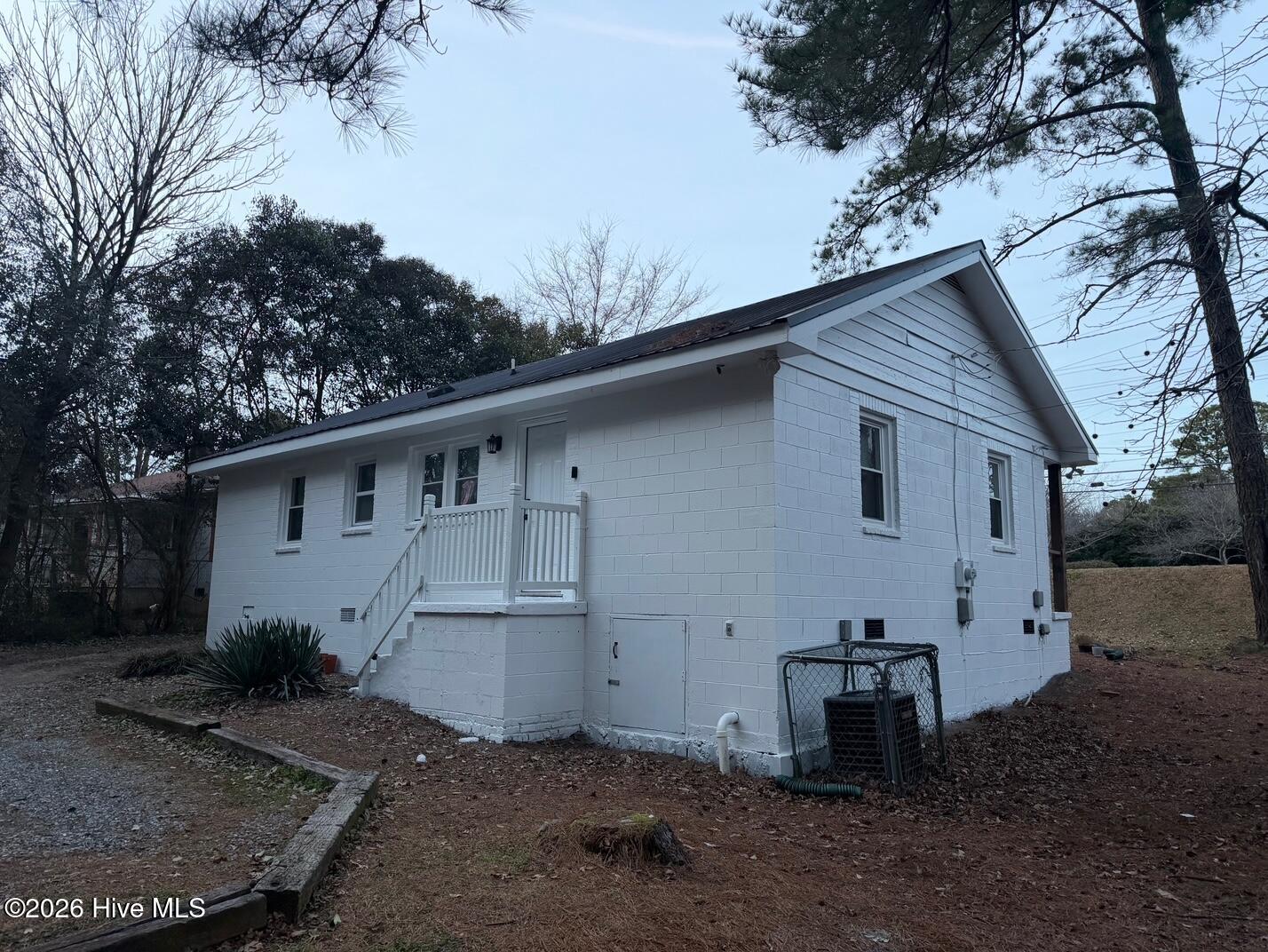 3117 Tryon Road Property Photo 3