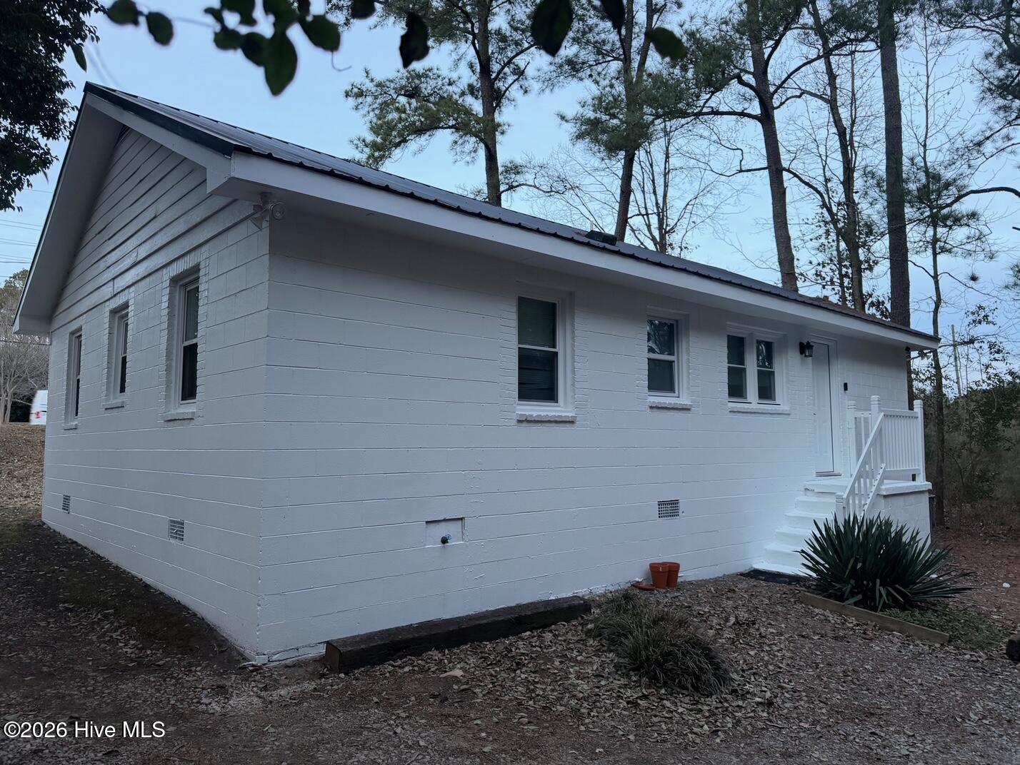 3117 Tryon Road Property Photo 4