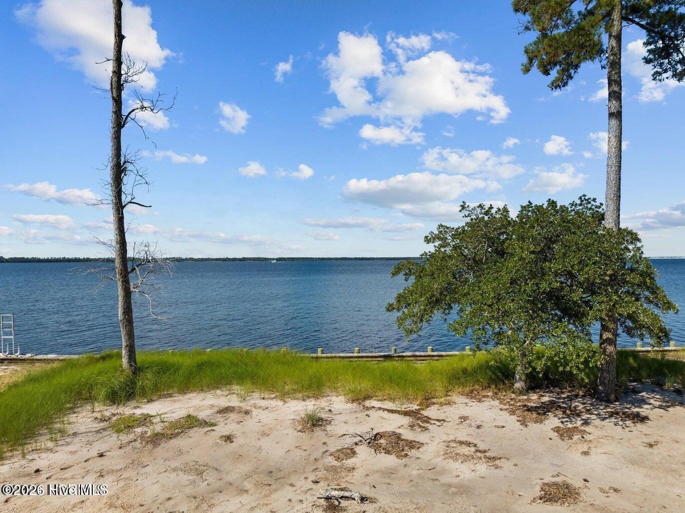 14 E Dowry Creek E Property Photo 3