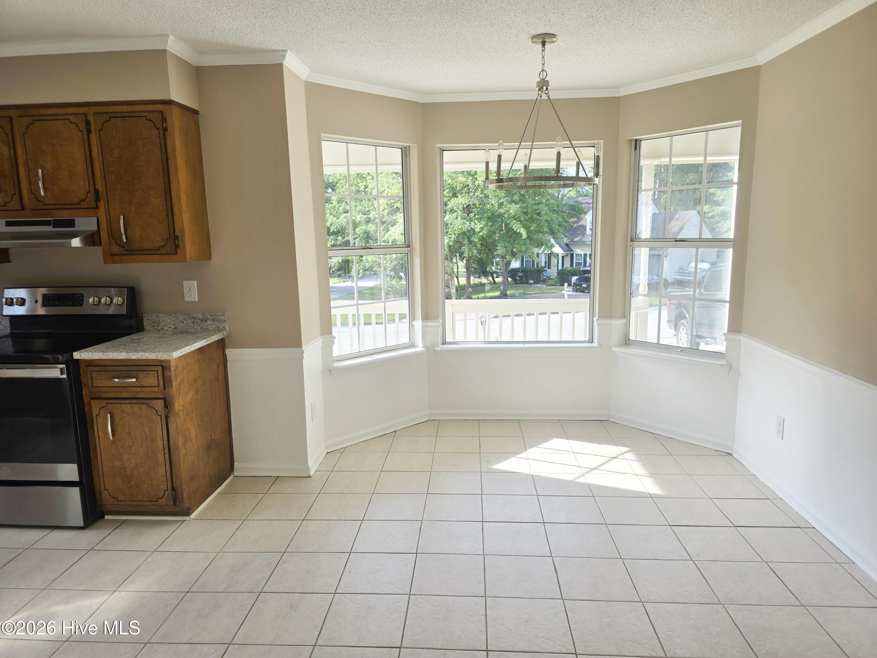 4379 Ridge Valley Drive Property Photo 7