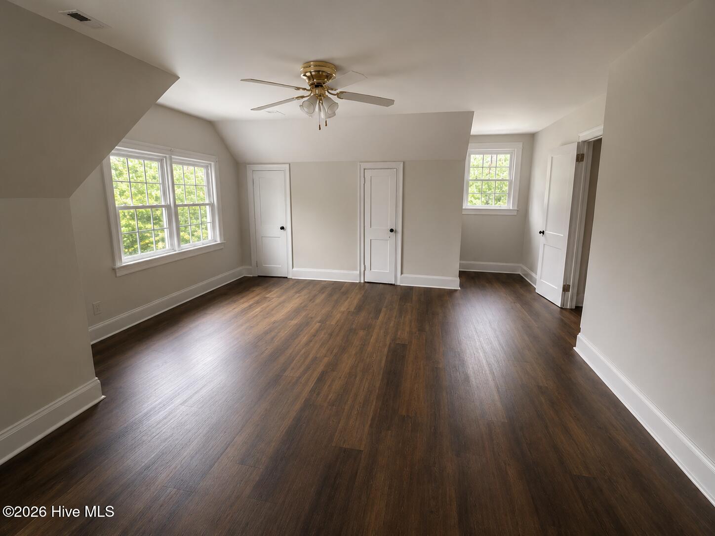 303 Prince Street Property Photo 6