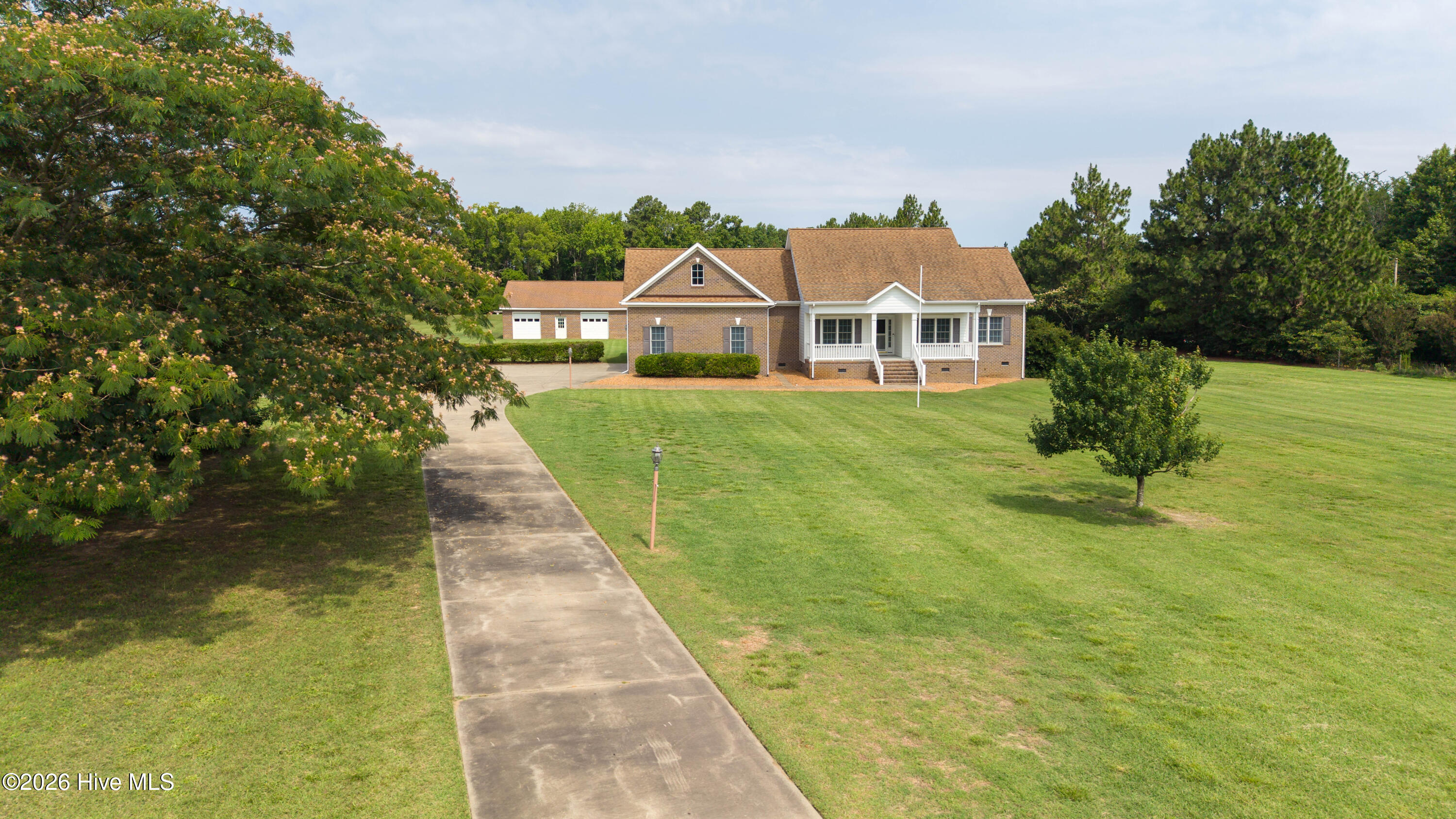 115 Tip Toe Road Property Photo 5