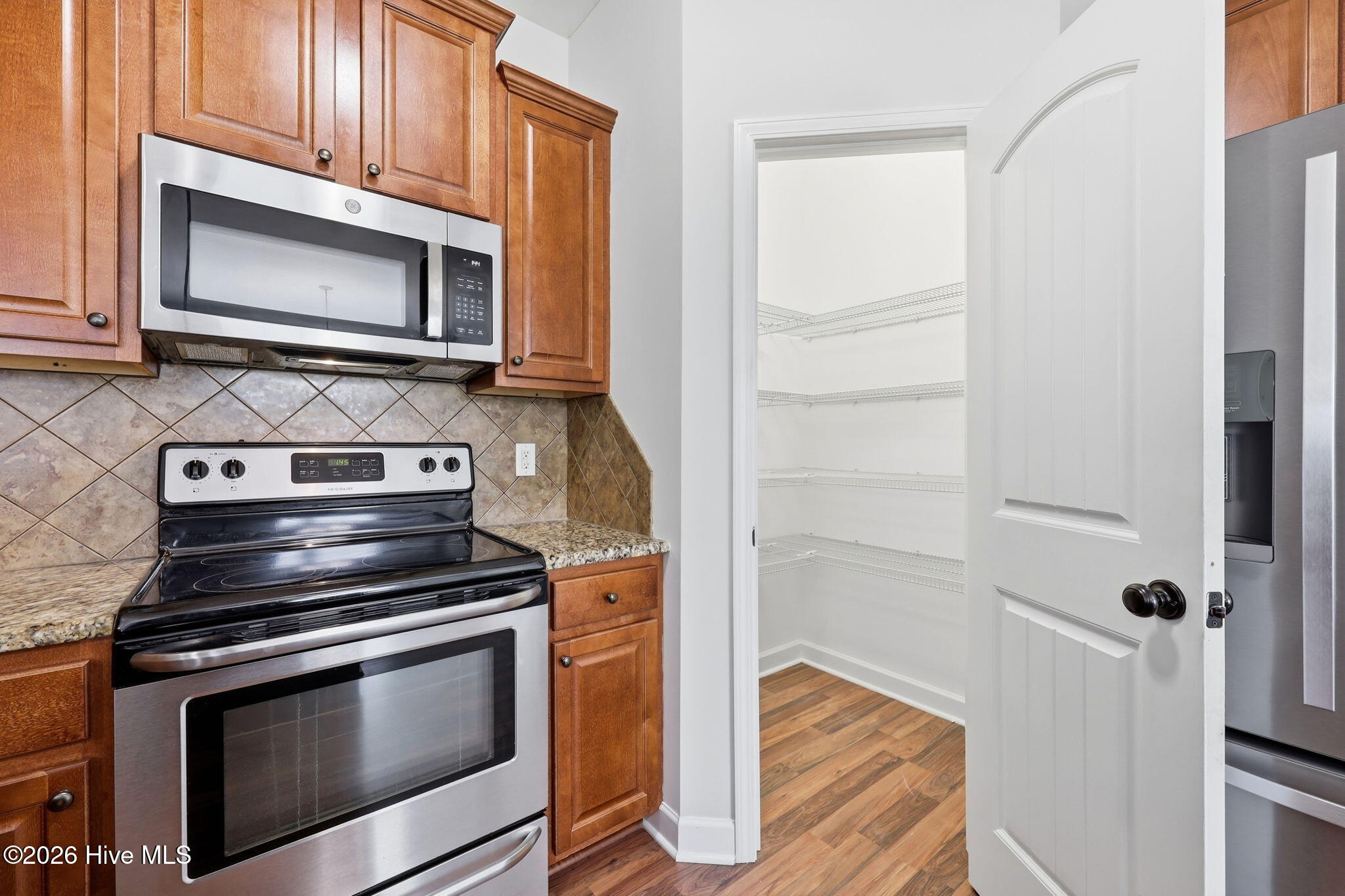 102 E Lake Drive Property Photo 15