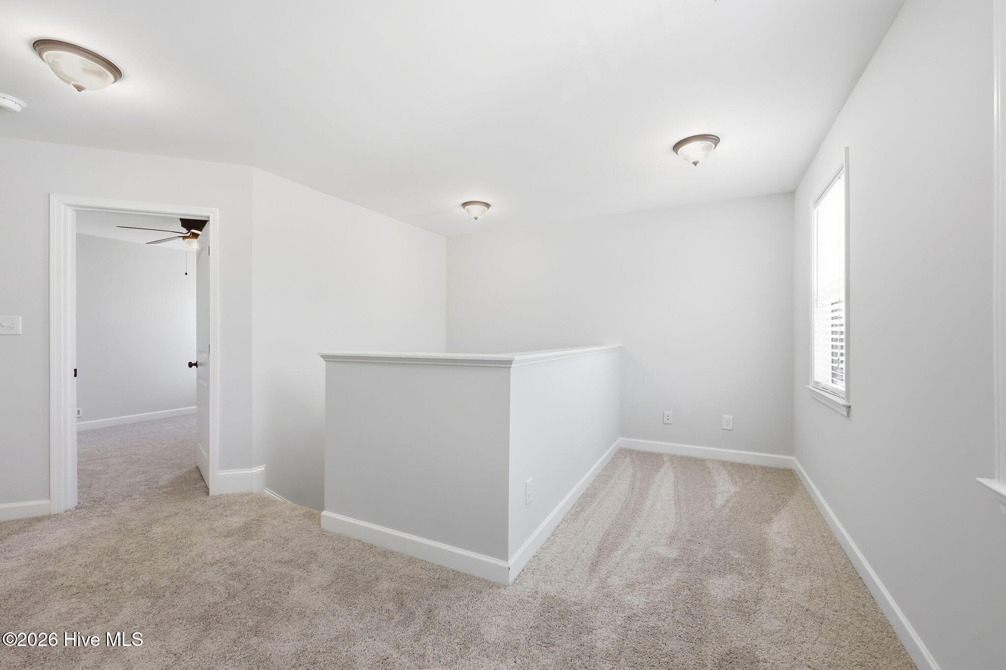 102 E Lake Drive Property Photo 23