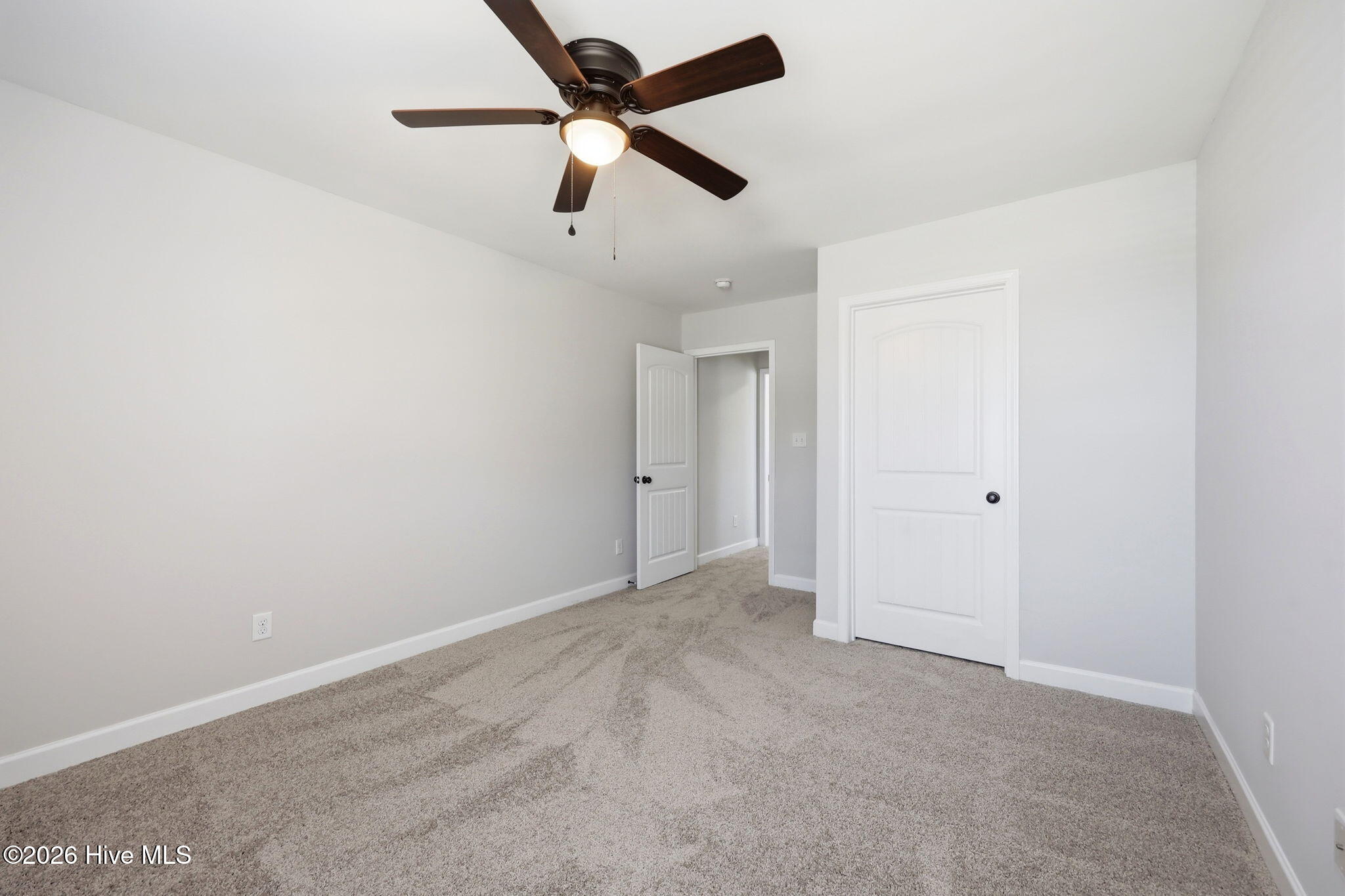102 E Lake Drive Property Photo 24