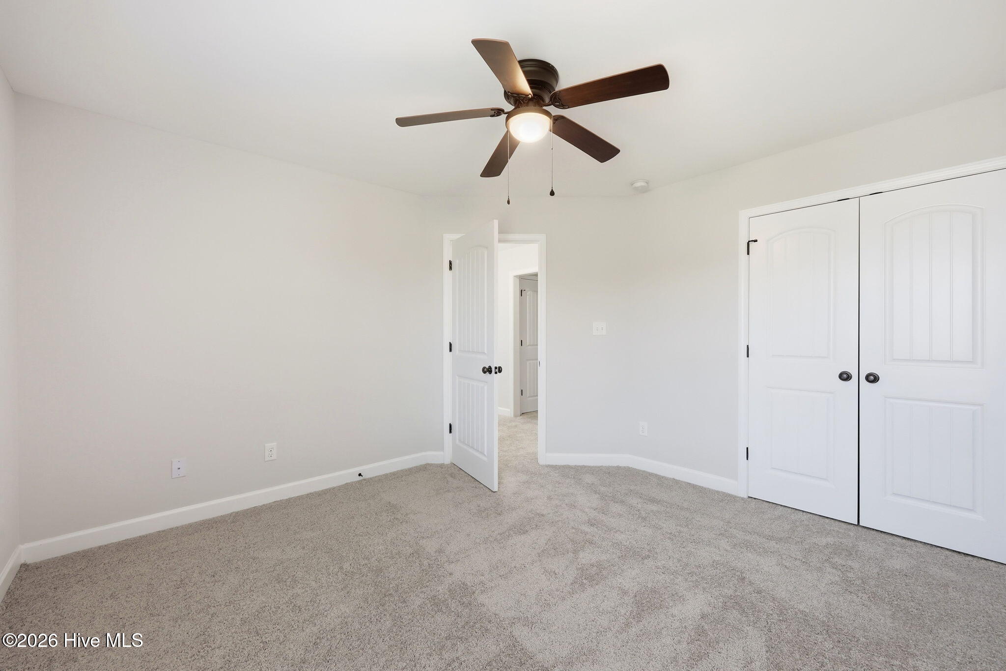 102 E Lake Drive Property Photo 25
