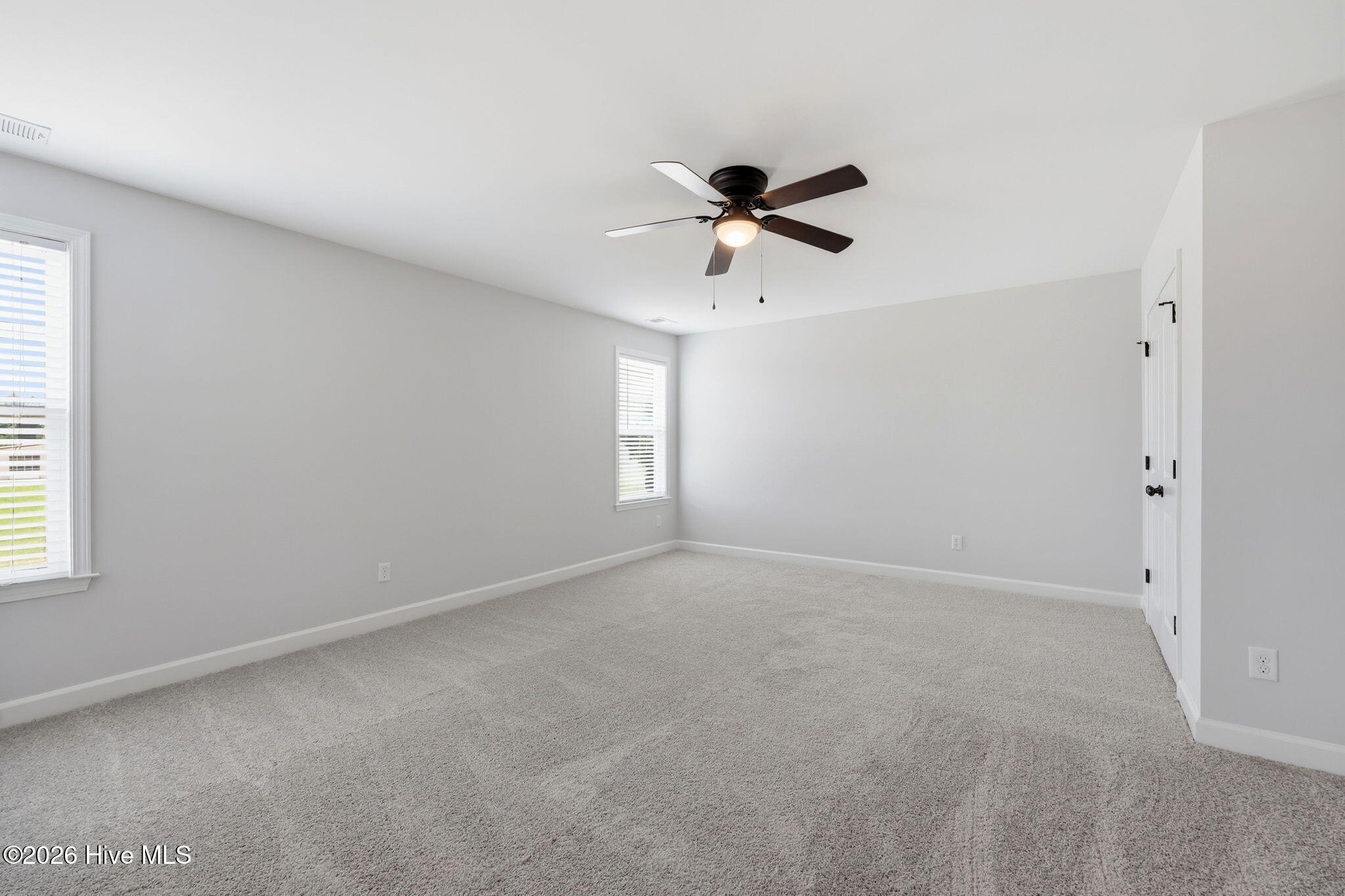 102 E Lake Drive Property Photo 27
