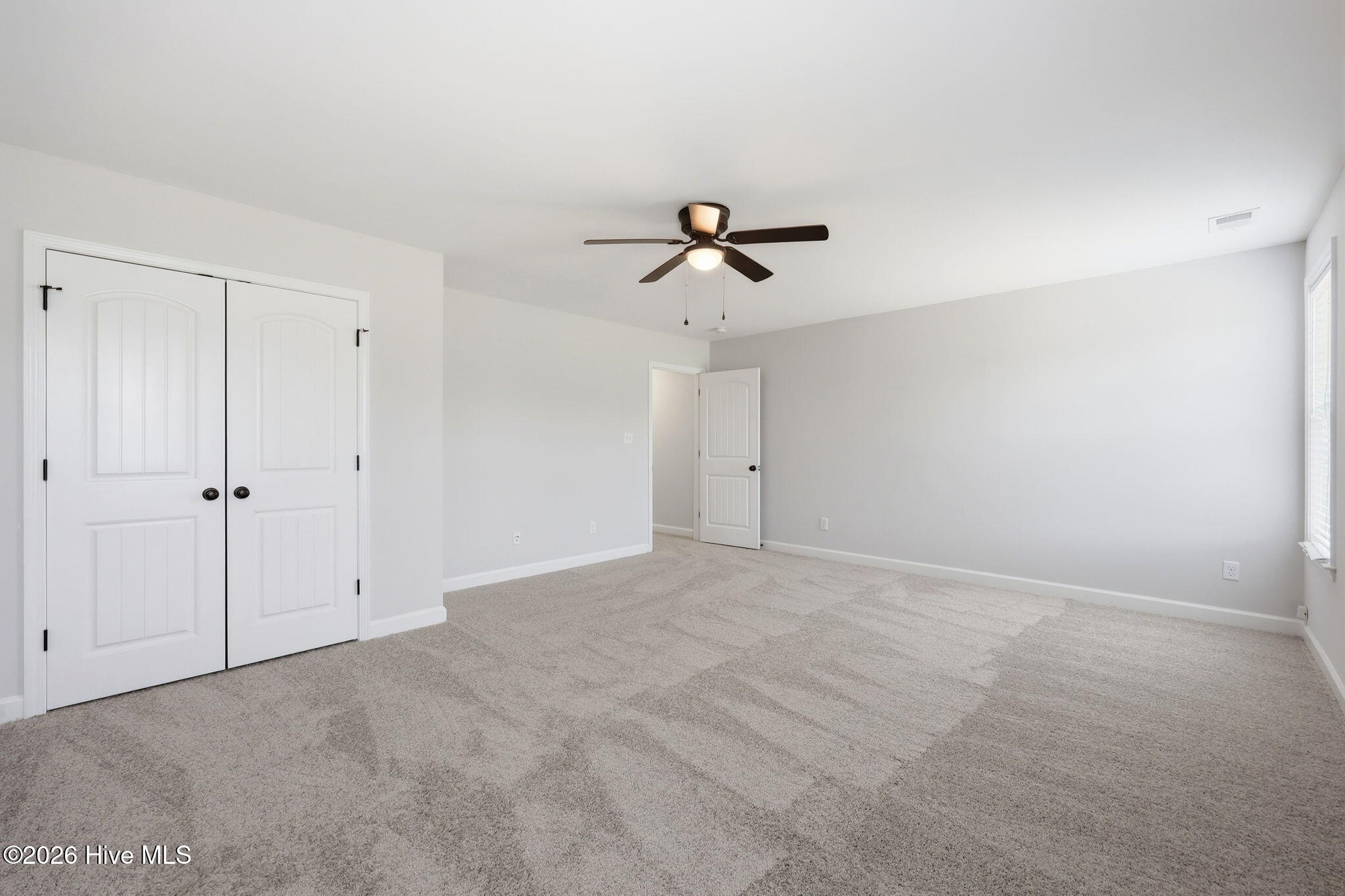102 E Lake Drive Property Photo 28