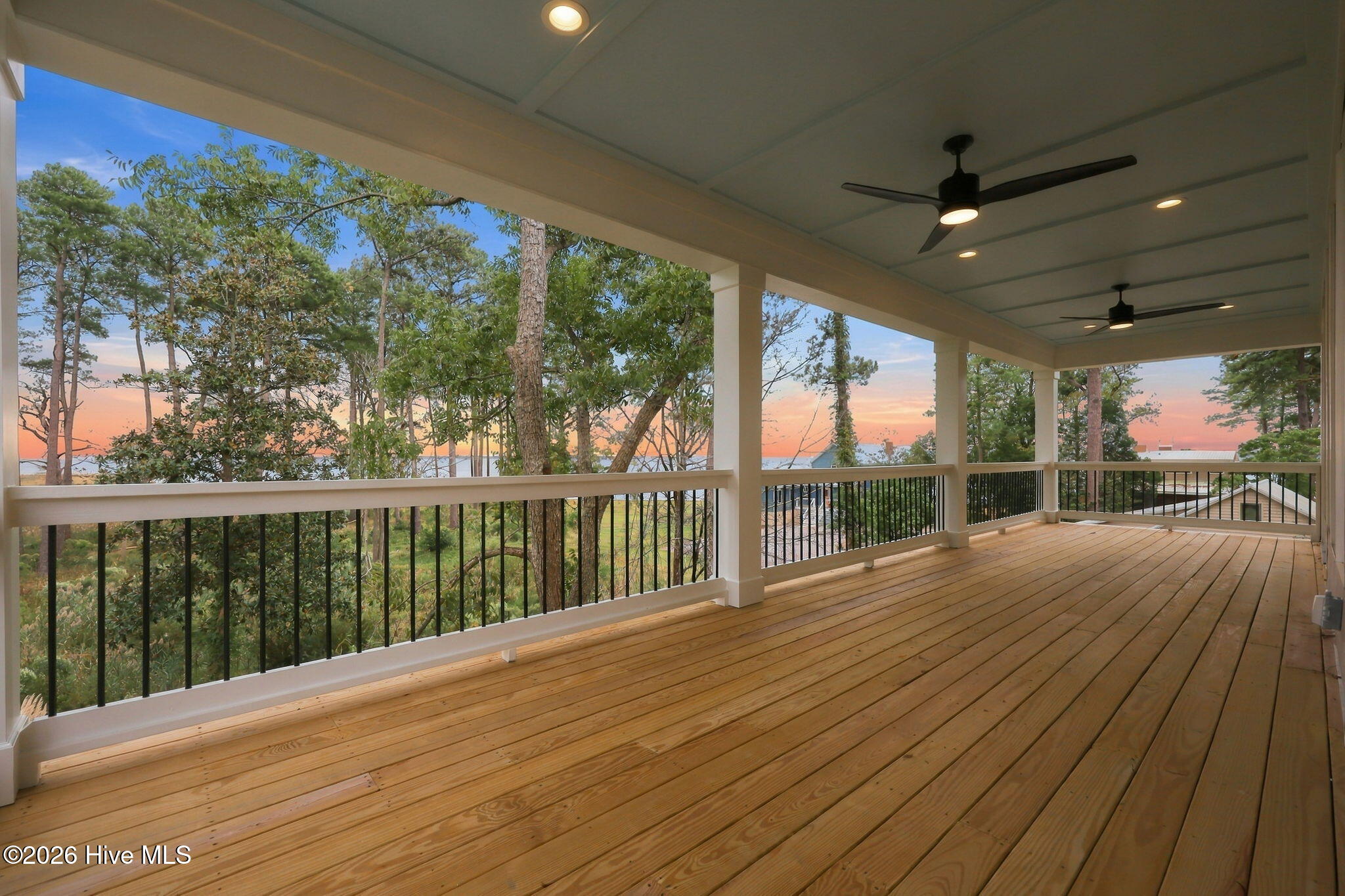 328 Tooley Street Property Photo 15