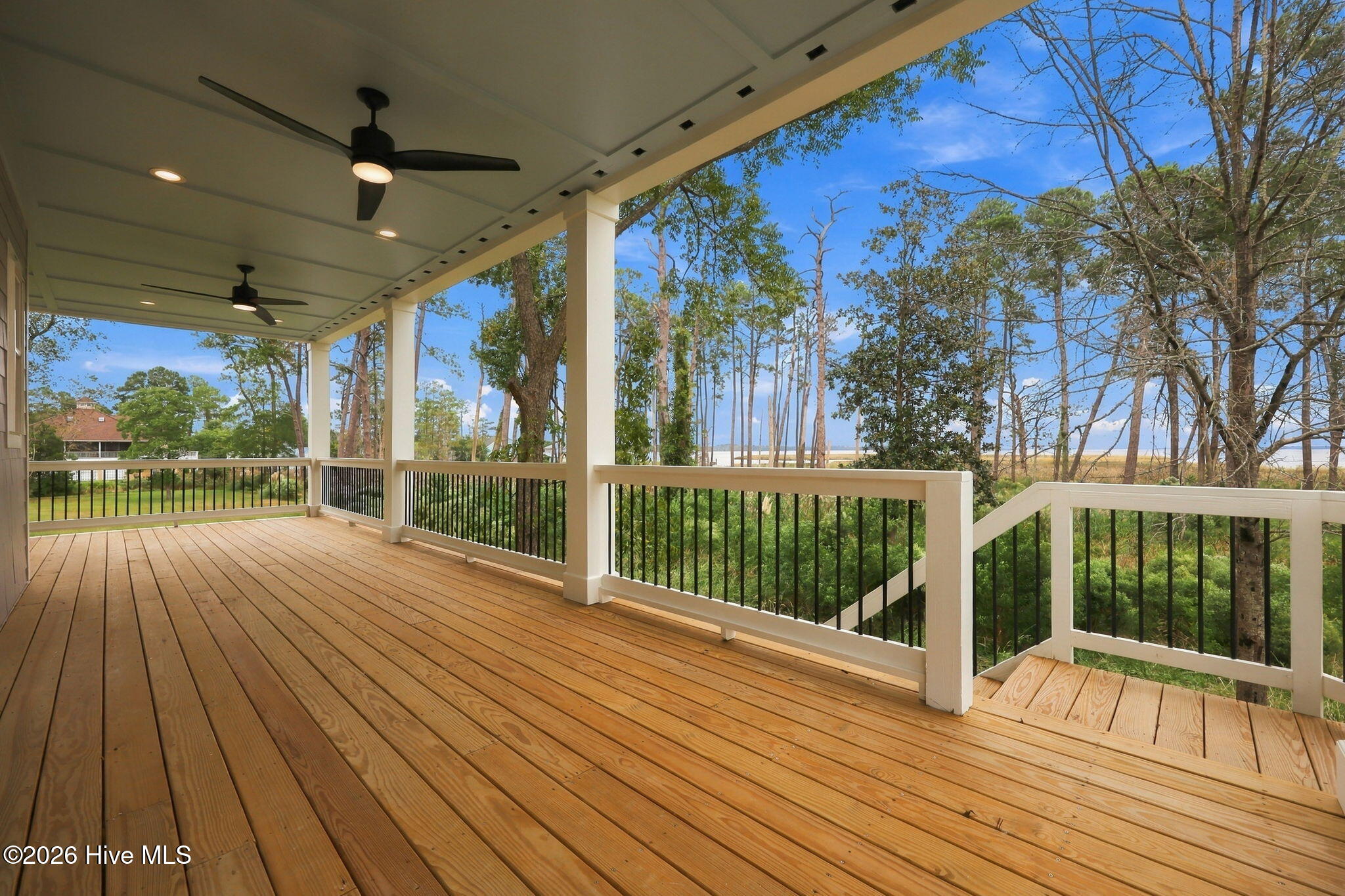 328 Tooley Street Property Photo 47