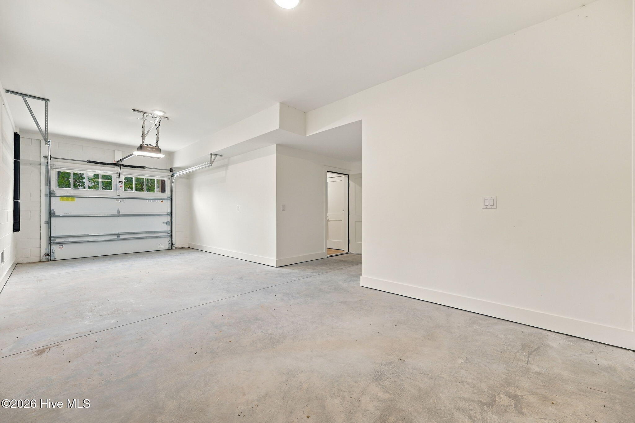 328 Tooley Street Property Photo 54