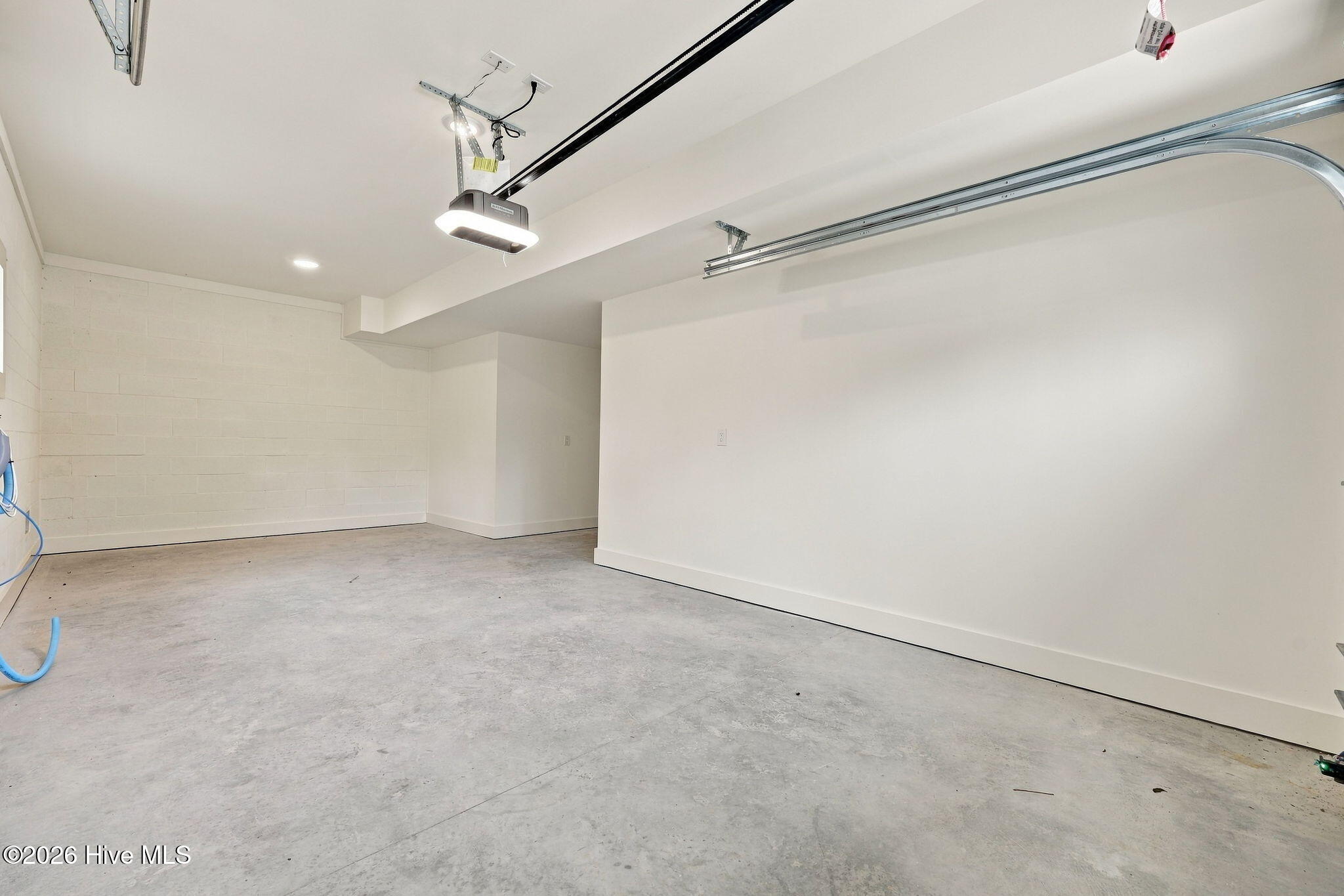 328 Tooley Street Property Photo 57