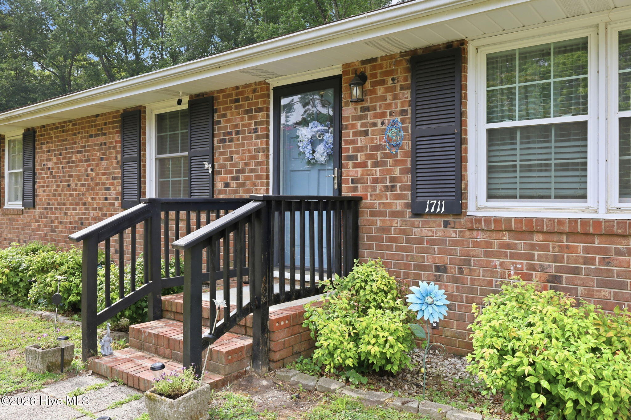 1711 Ambleside Drive Property Photo 32