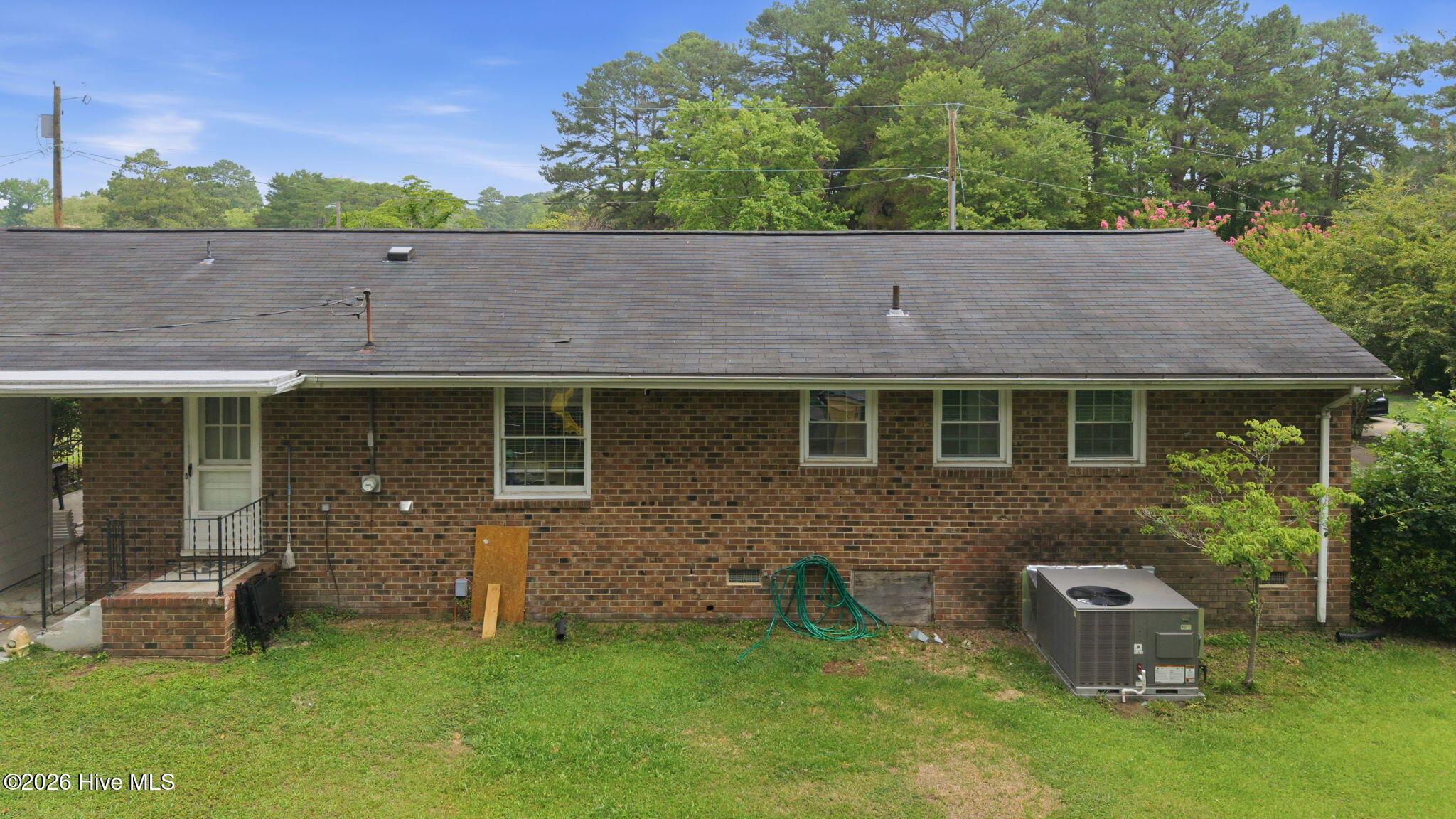 1711 Ambleside Drive Property Photo 38