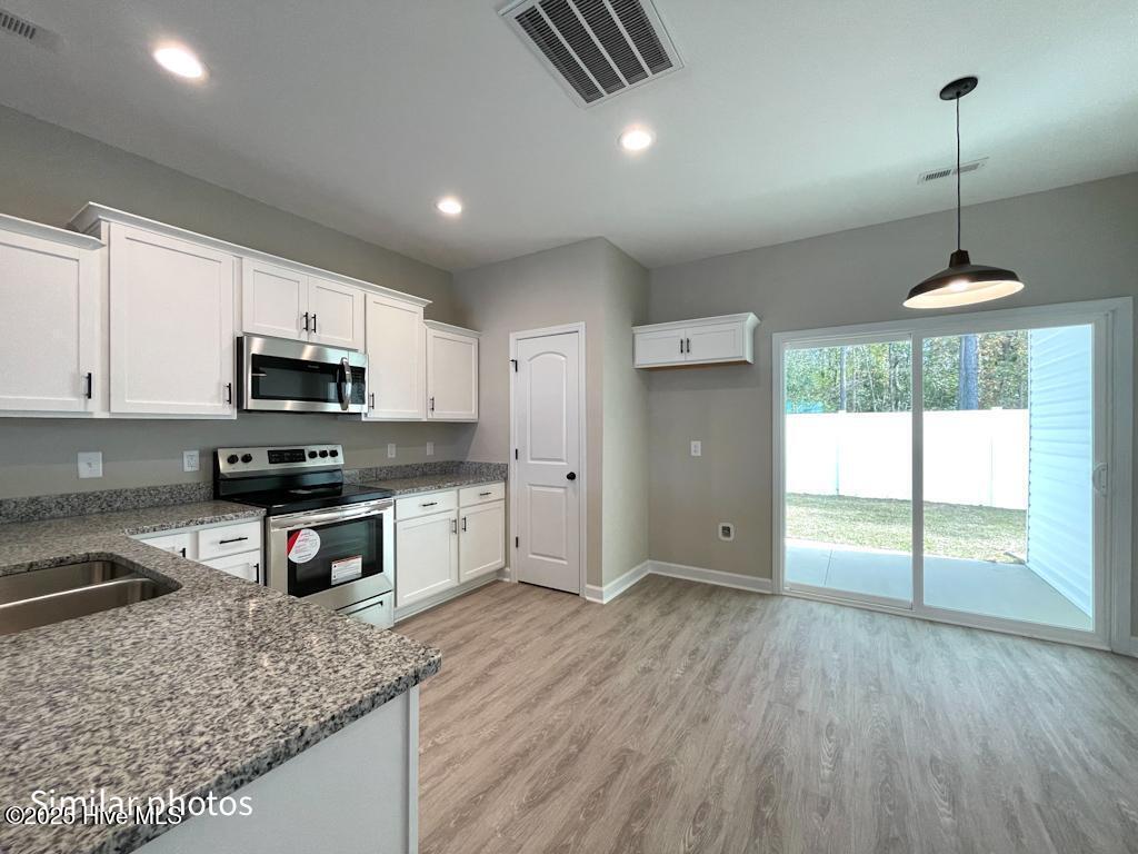 721 Cross Bridge Way Property Photo 6