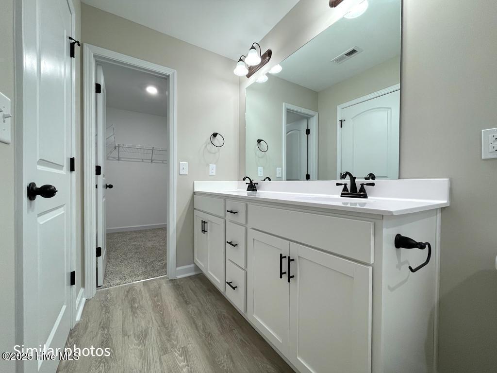 721 Cross Bridge Way Property Photo 17