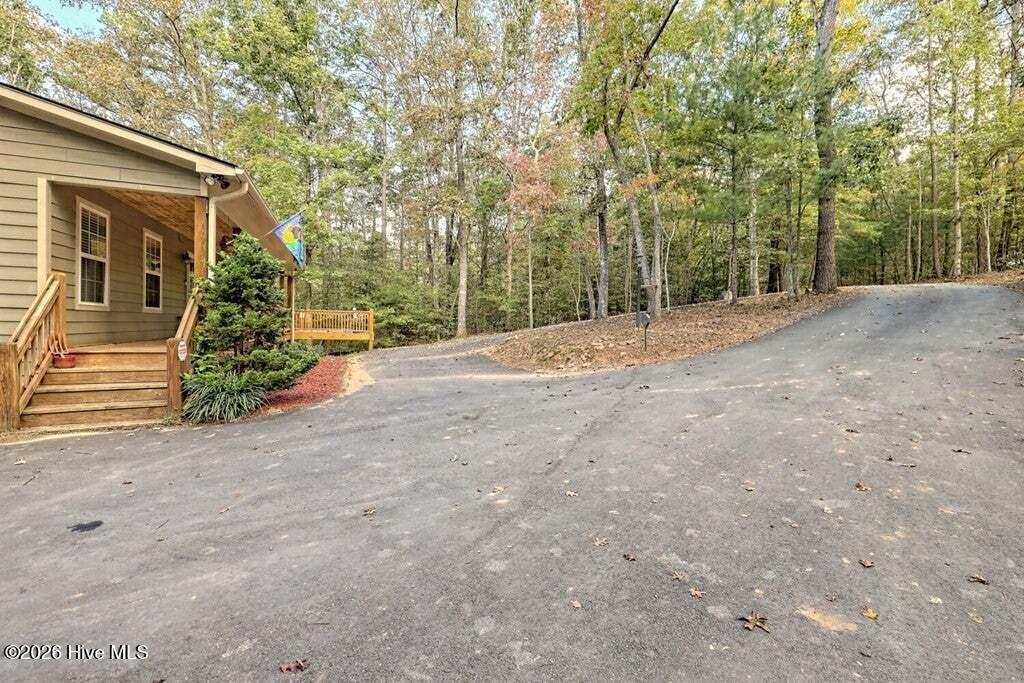 55 Rolling Oaks Road Property Photo 2