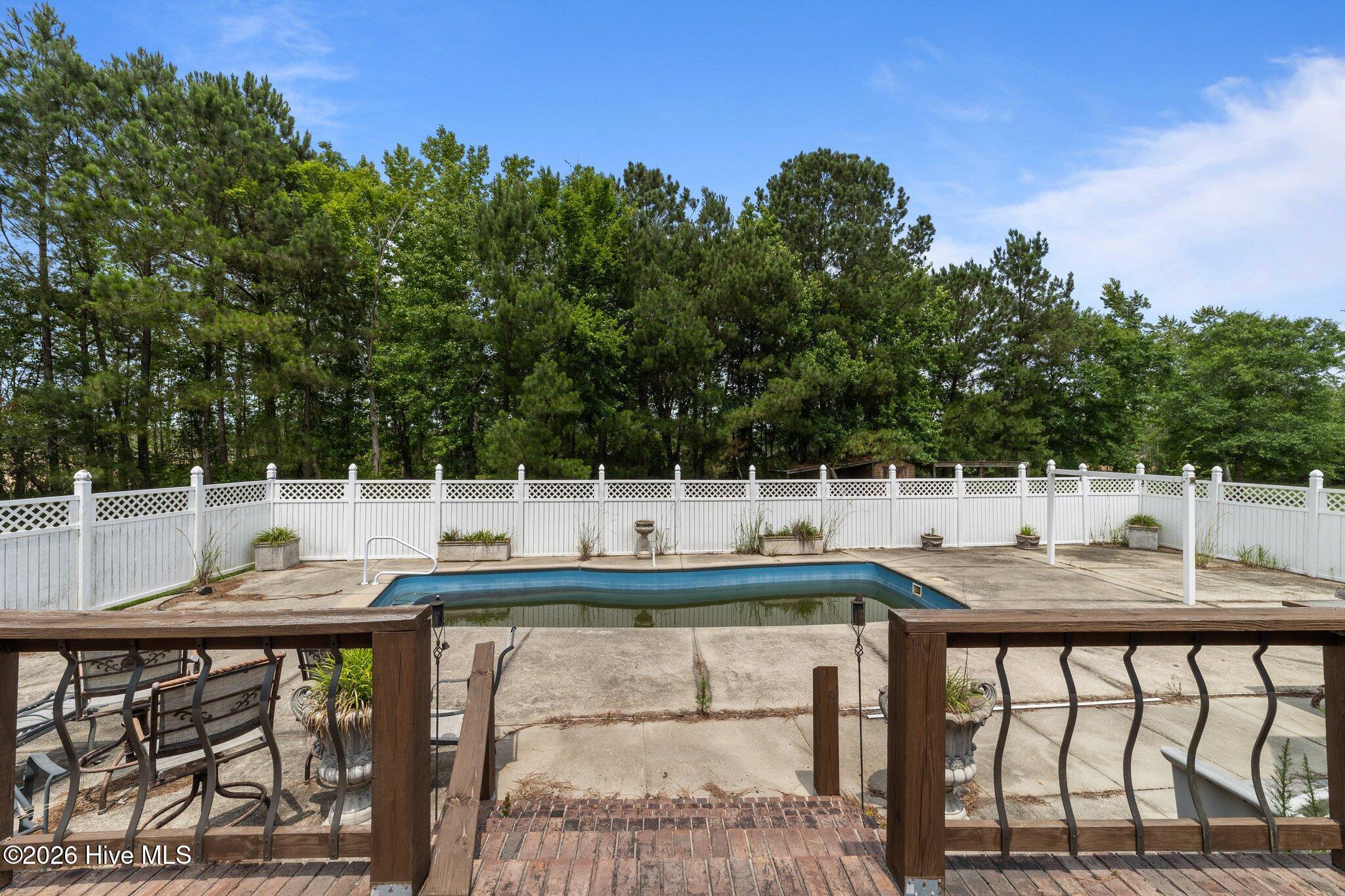 20470 Seven Creeks Highway Property Photo 40