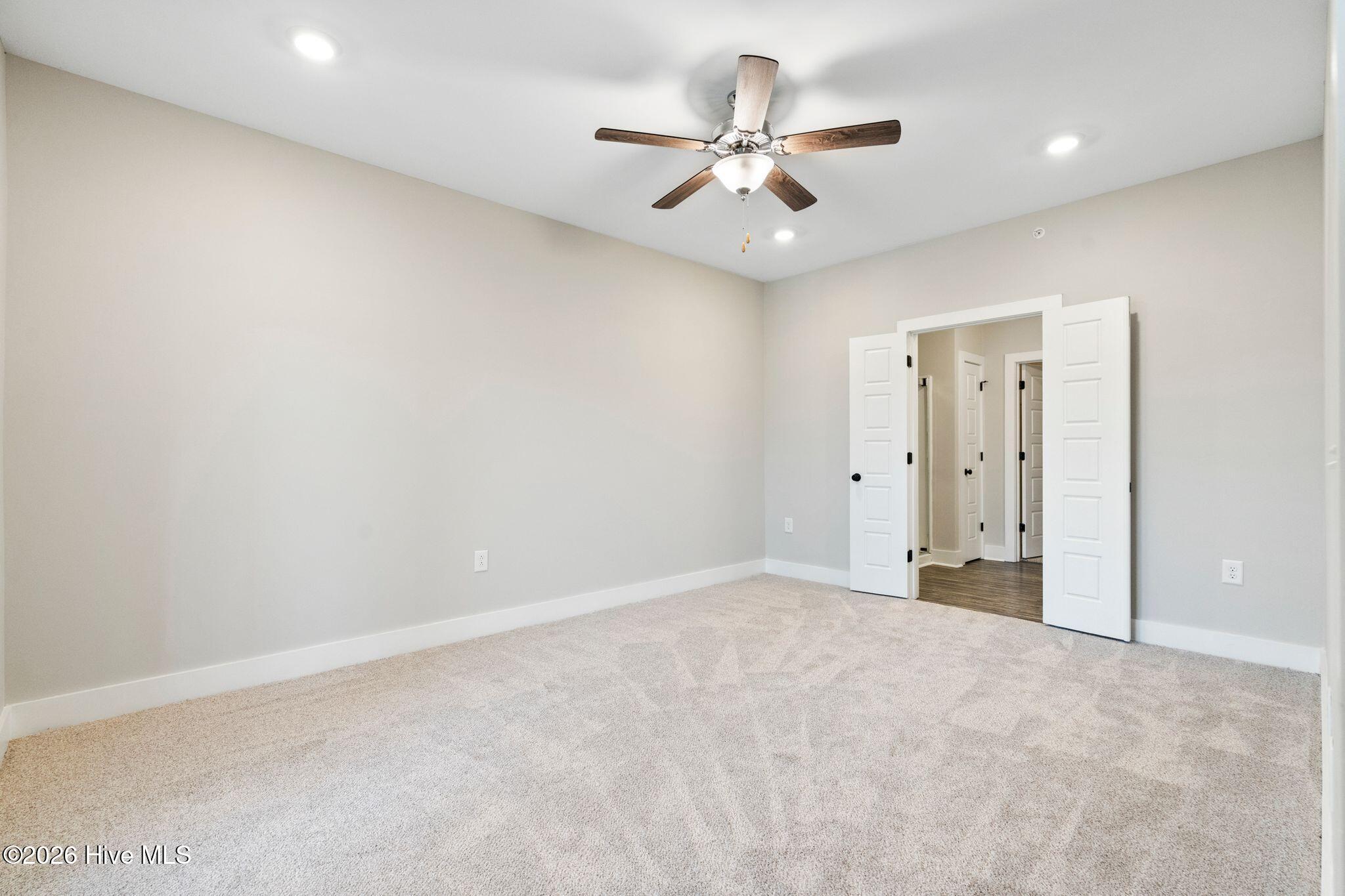 395 S Crow Creek Drive 1624 Property Photo 16