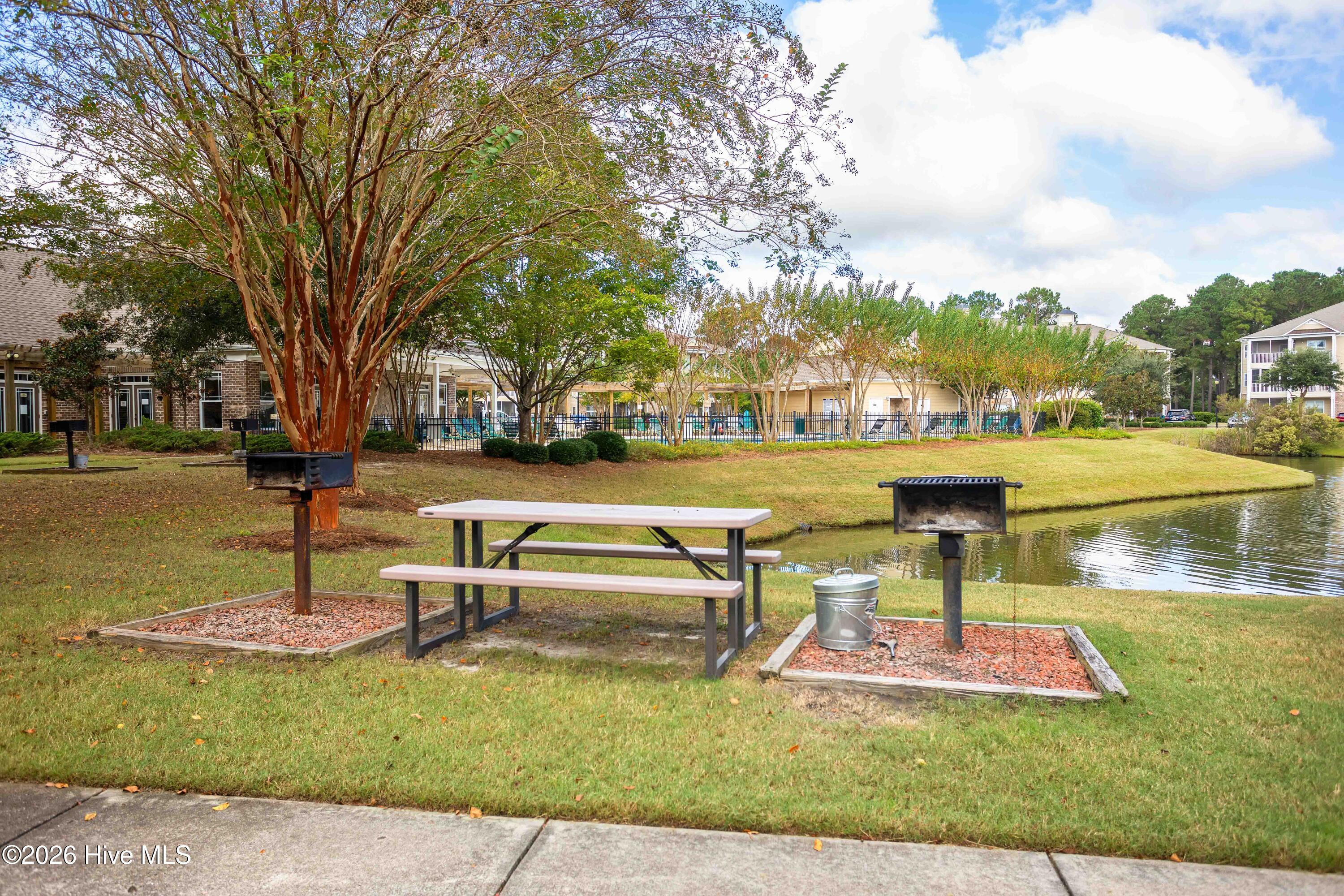395 S Crow Creek Drive 1624 Property Photo 41