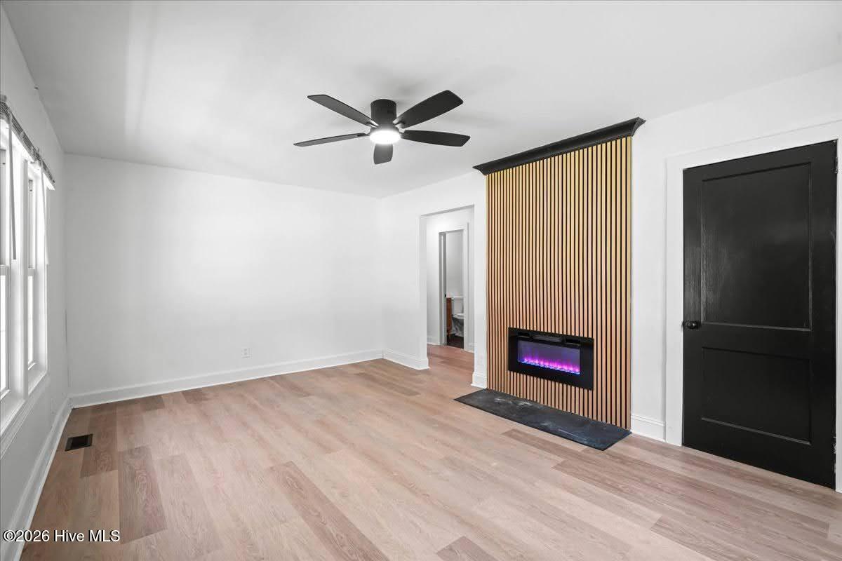 913 Tyan Street Property Photo 6